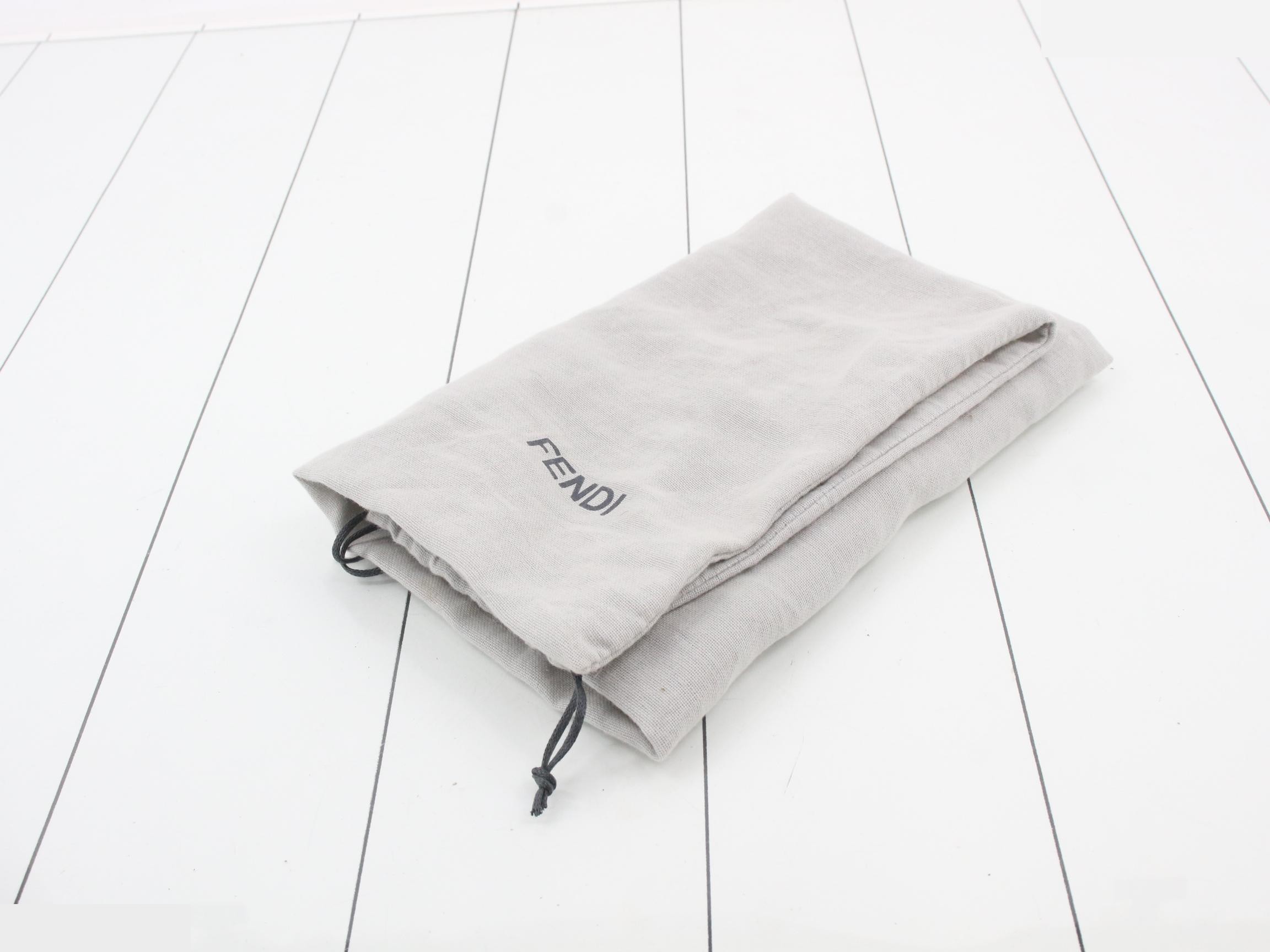 Mamma Baguette One-Shoulder Bag — view 7