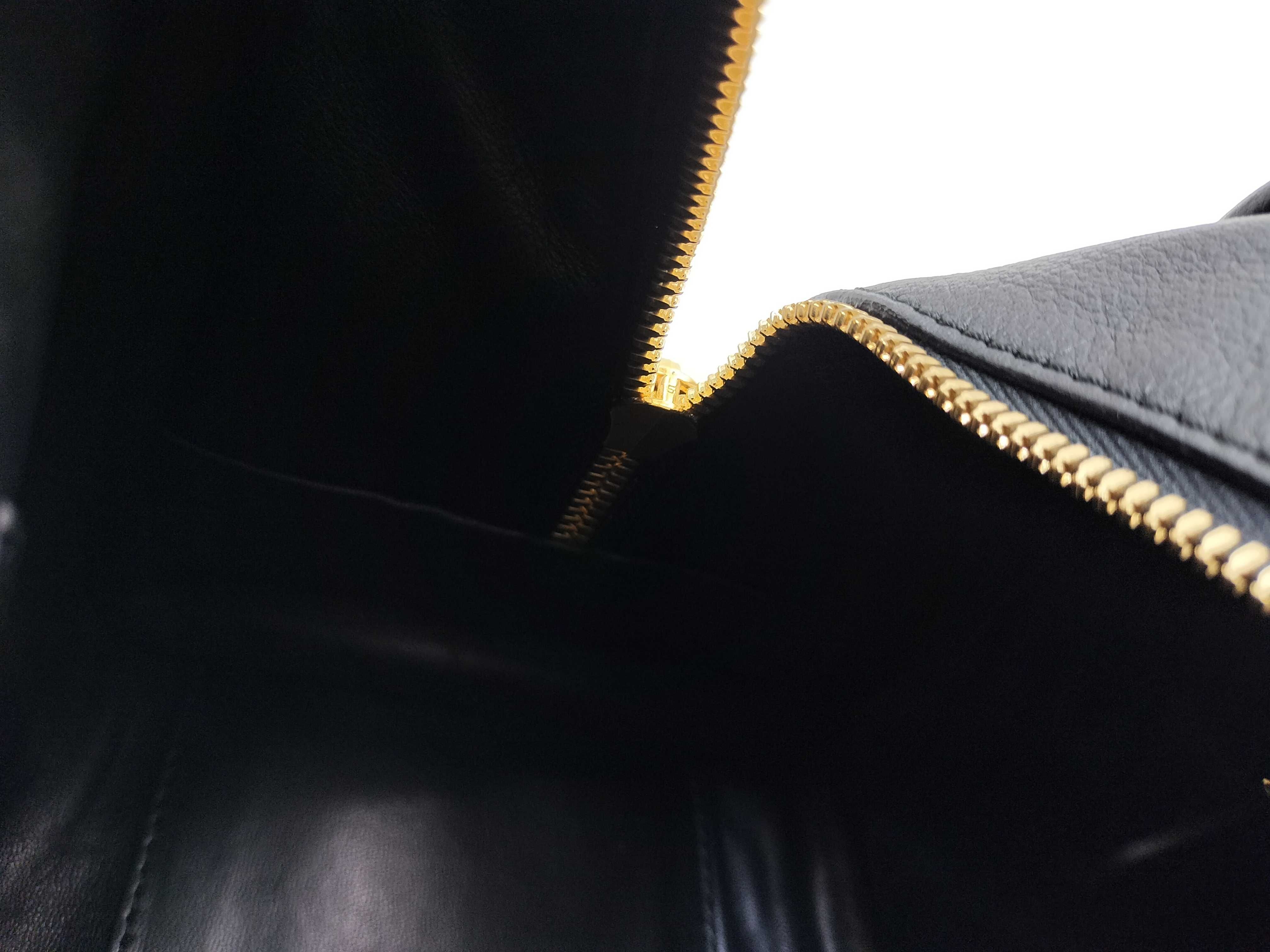 Amazona 28 Handbag, Leather, Black — view 12