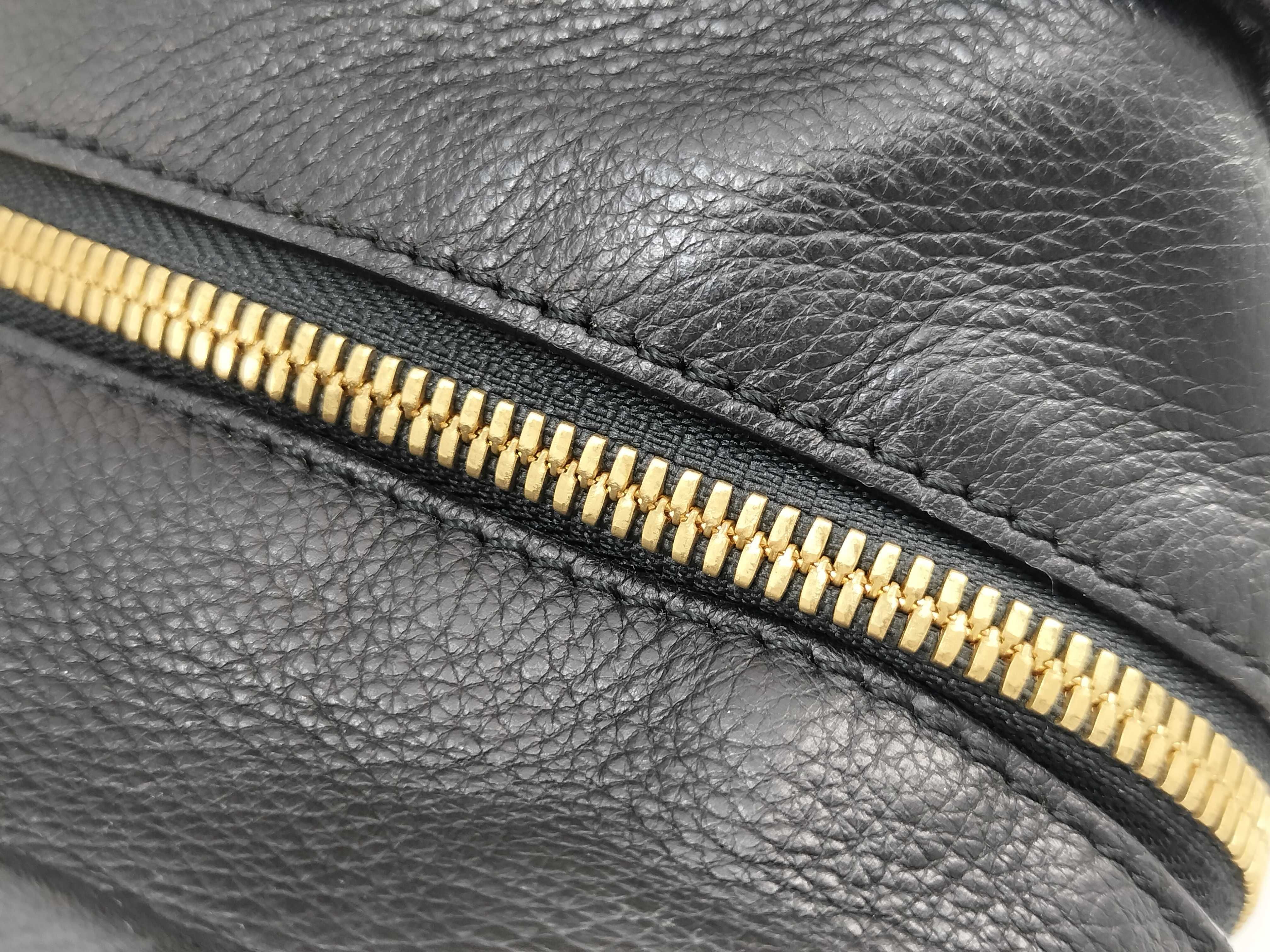 Amazona 28 Handbag, Leather, Black — view 4