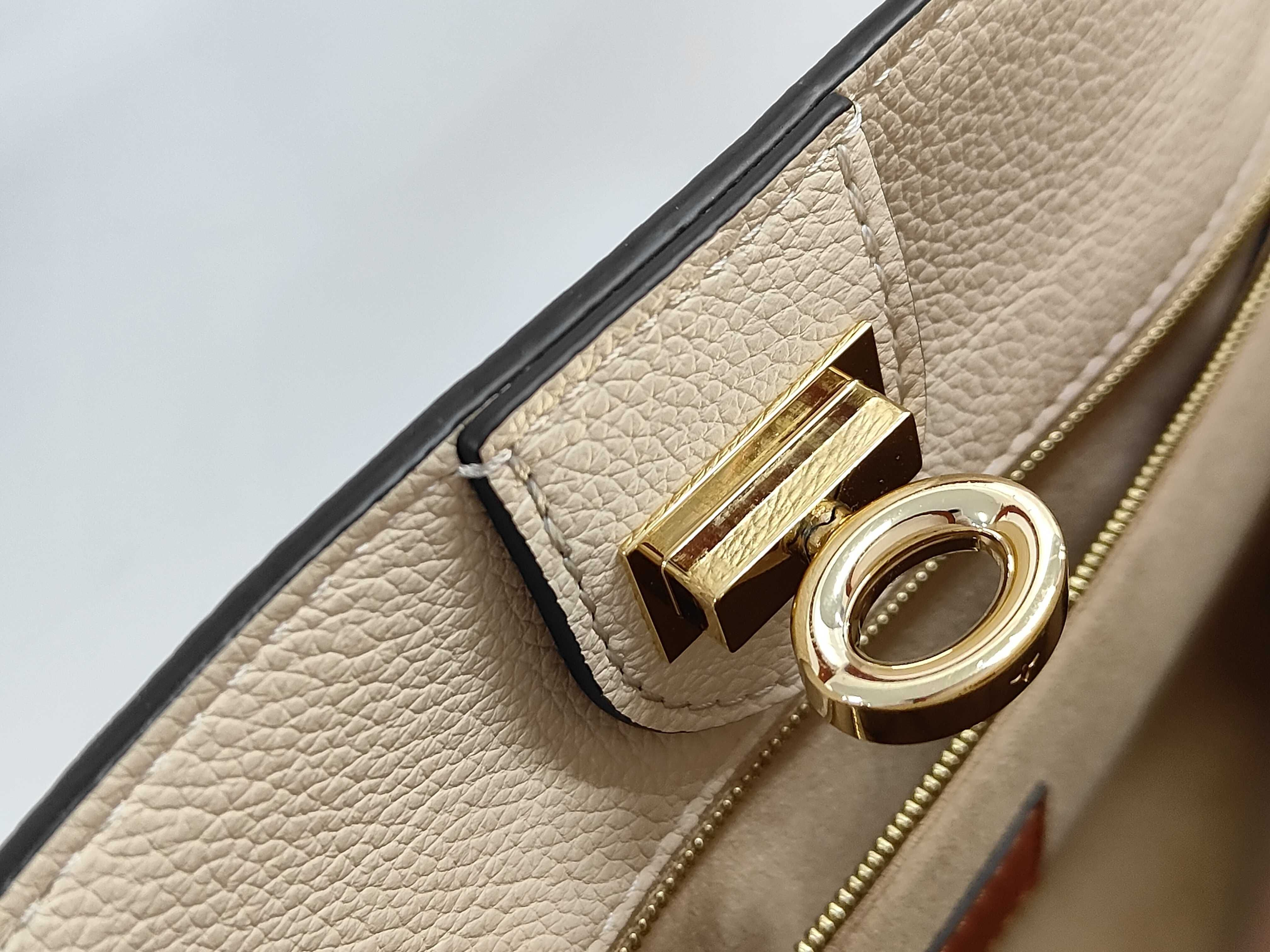 Monogram On My Side MM Current Model Tote Bag 2-way Tote Bag — view 7