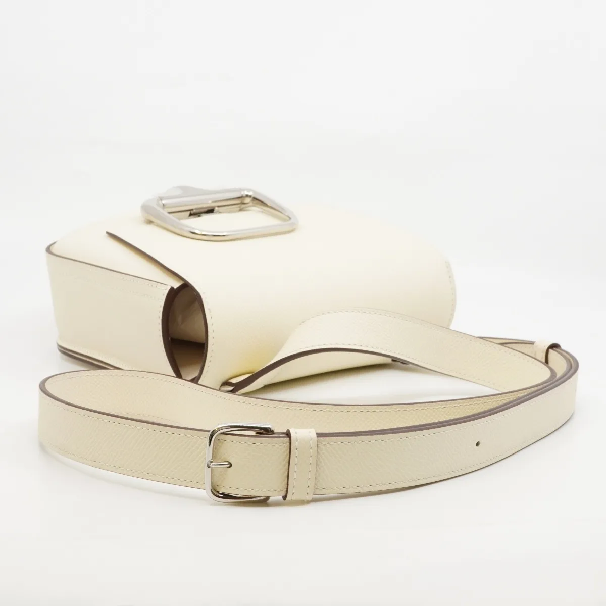 Della Cavalleria Veau Epsom Shoulder Bag, Nata, Silver Hardware, Year: 2022, Dust bag included. — view 5