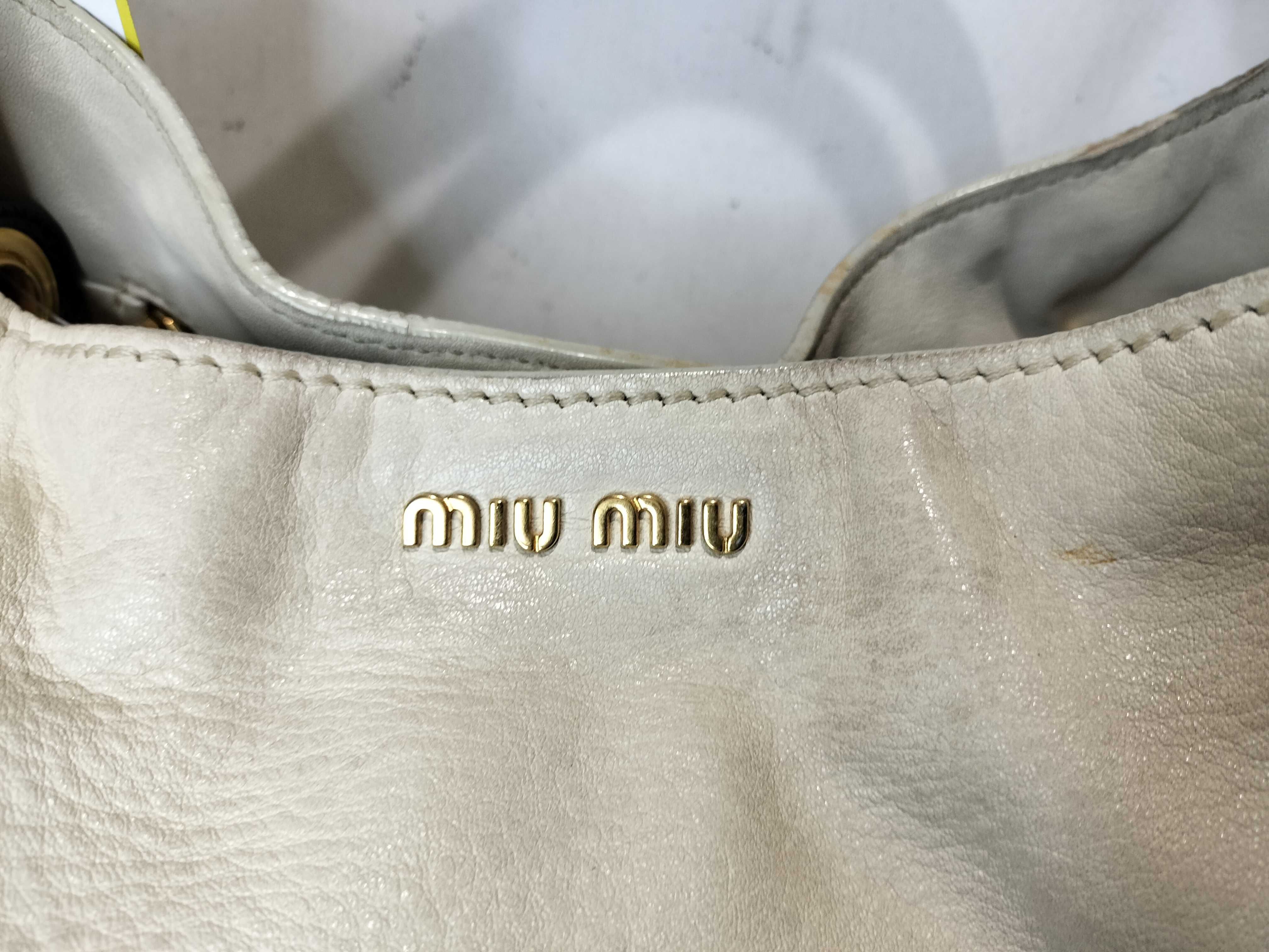 All-Leather Logo Handbag — view 2