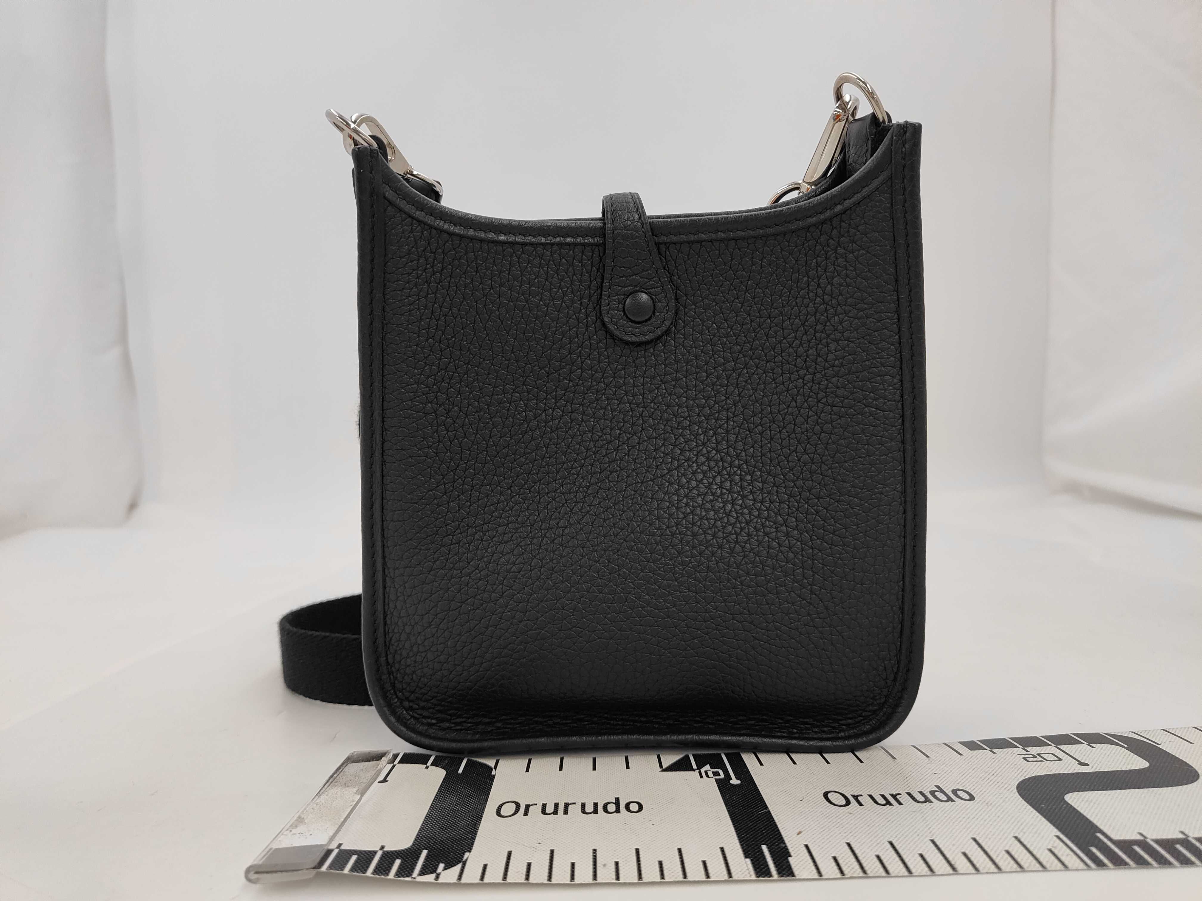 Evelyne TPM Amazone Taurillon Clemence Silver Hardware U Stamp Shoulder Bag — view 2