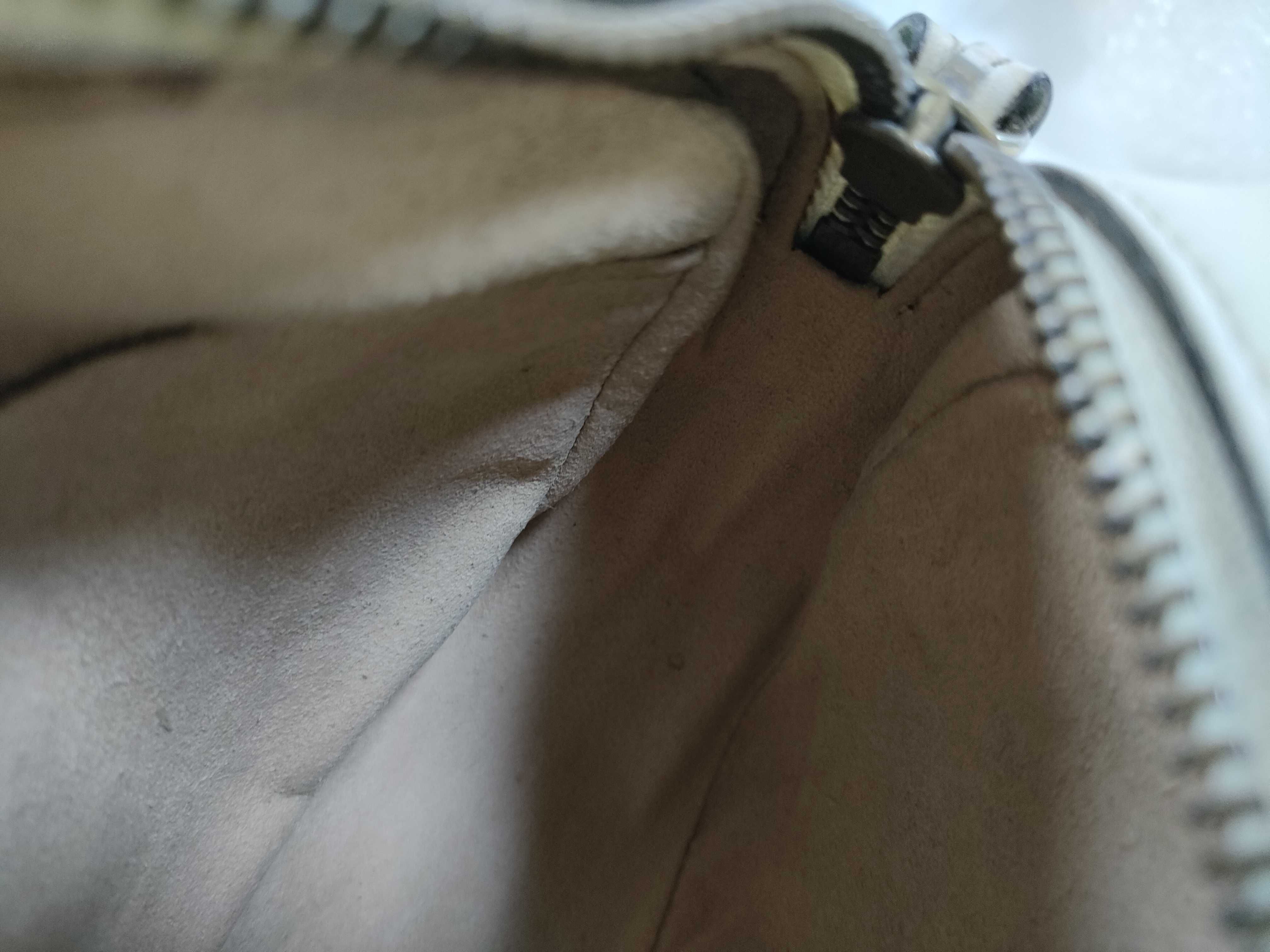 Marmont Shoulder Bag — view 13