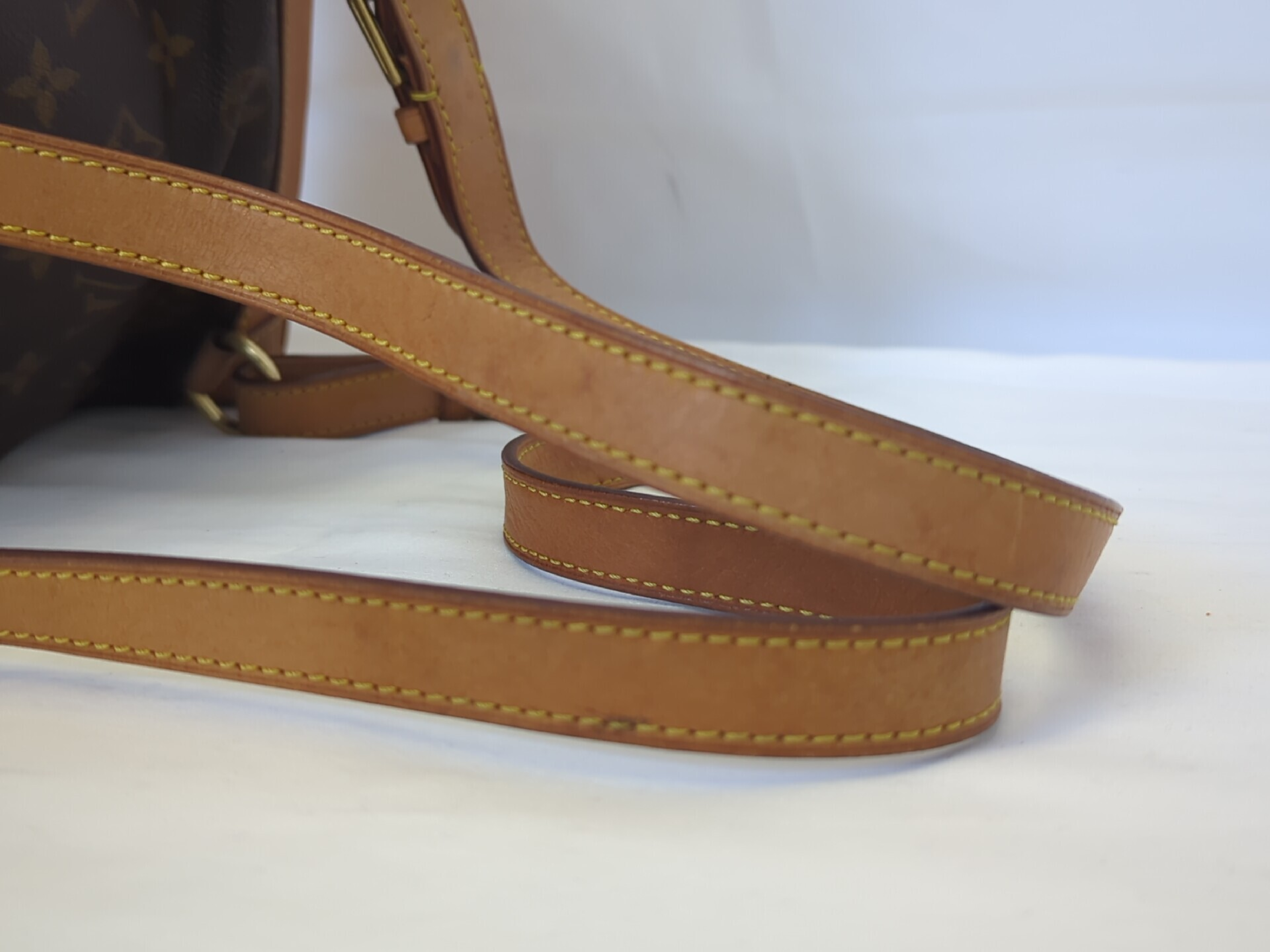 M51136 Monogram Monsouris MM Rucksack — view 9