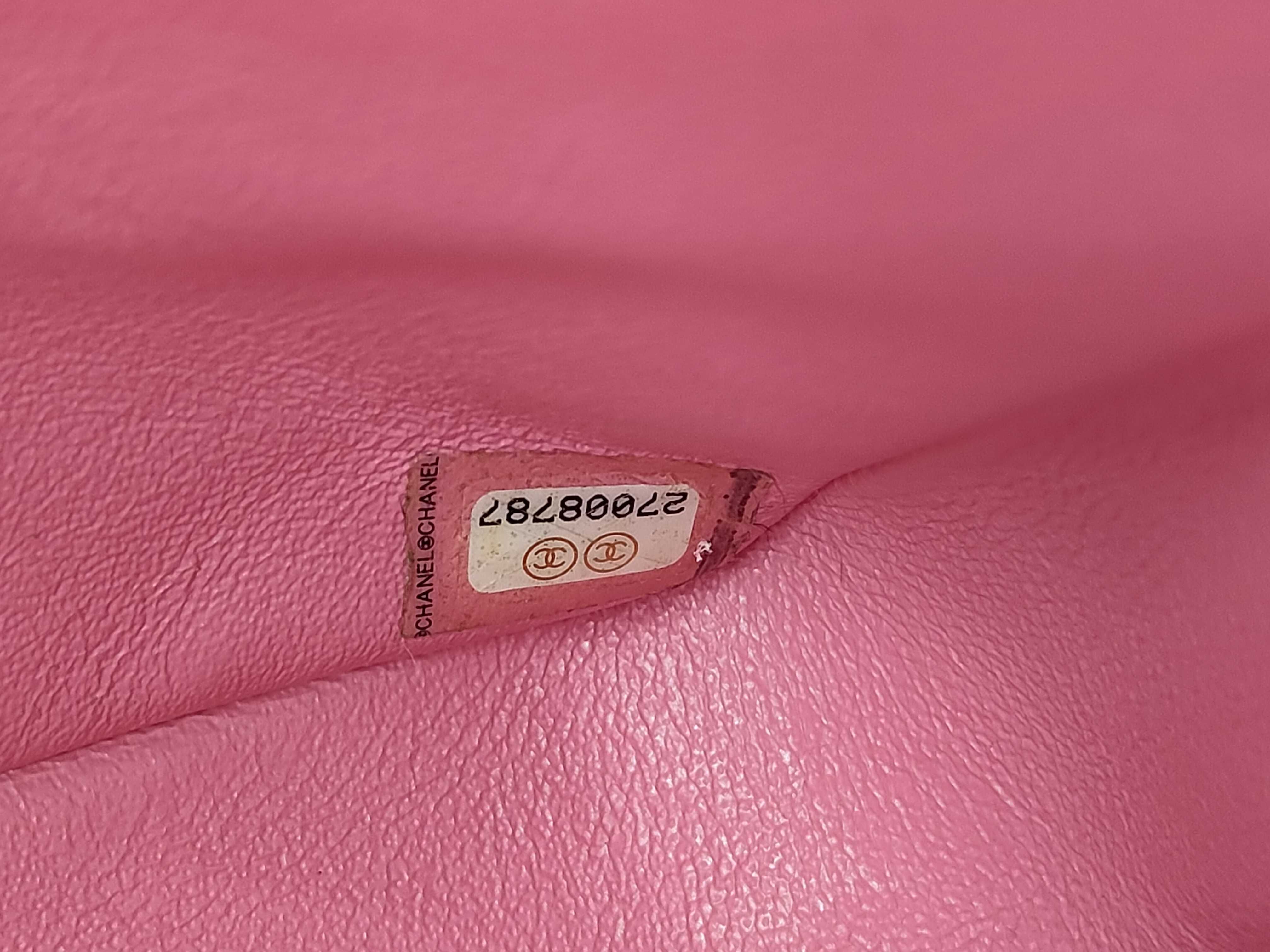 Matelassé 25 Double Flap Chain Shoulder Bag with V-Stitch Caviar Pink — view 11