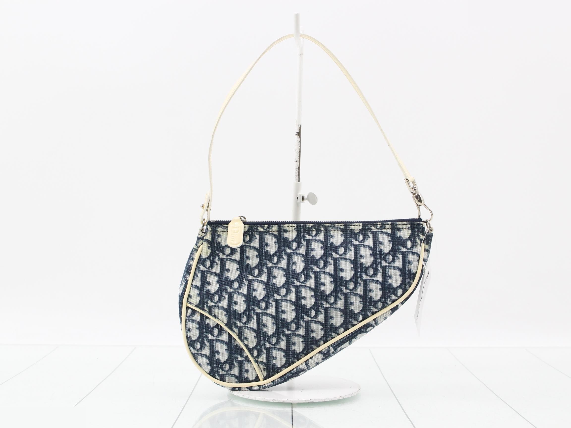 Saddle Trotter/Oblique One-Shoulder Bag