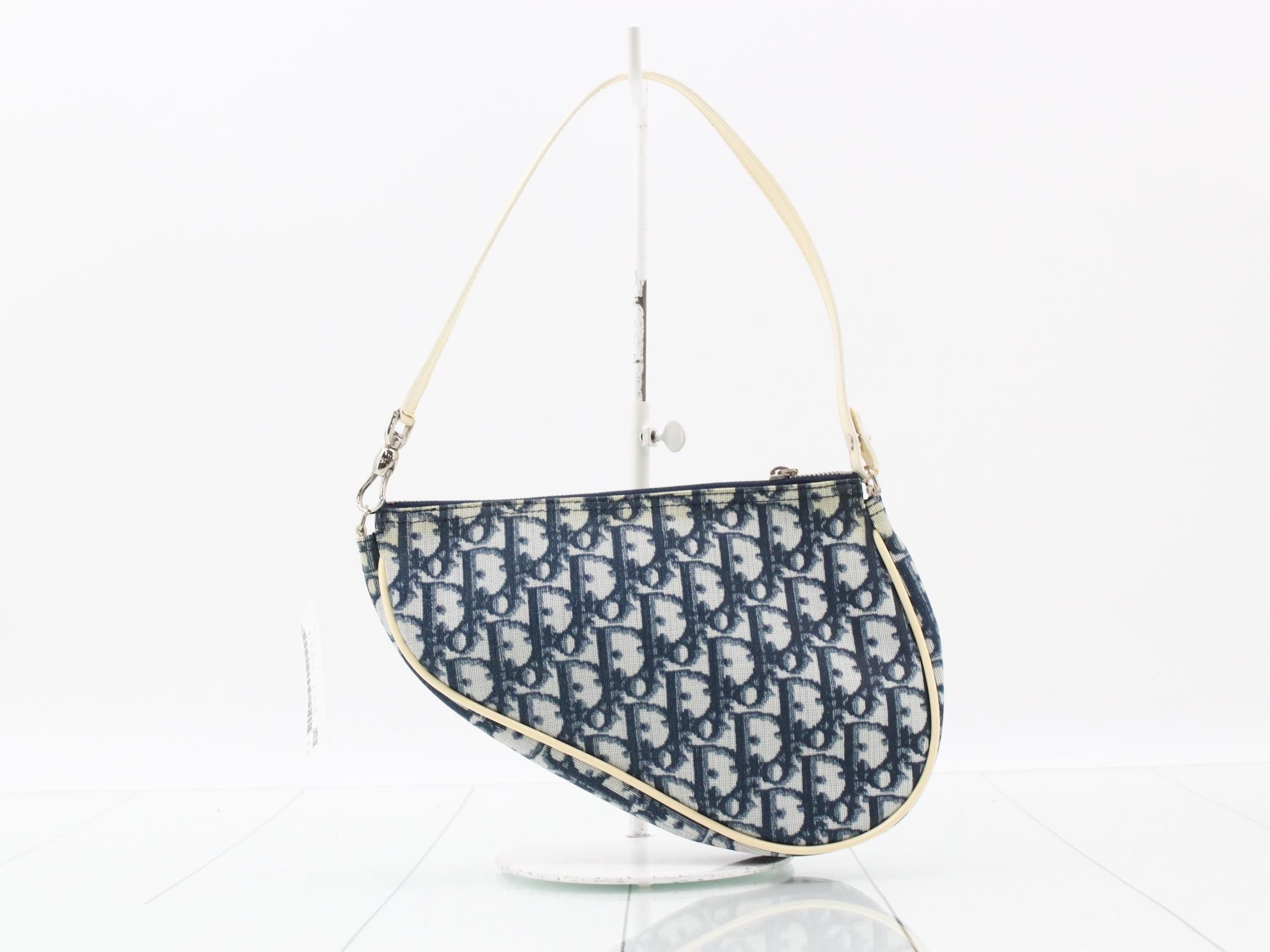 Saddle Trotter/Oblique One-Shoulder Bag — view 2