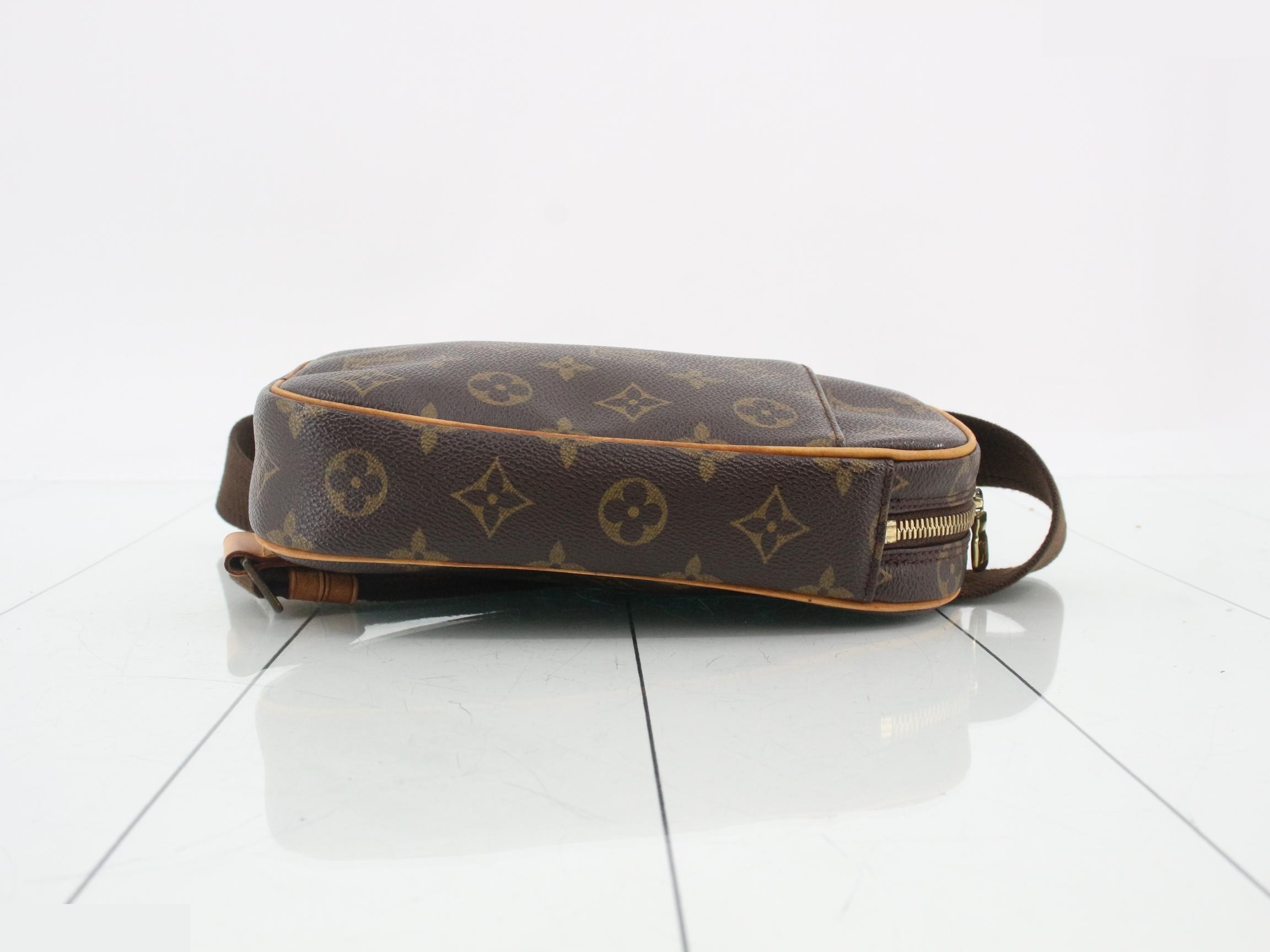 Pochette Gange — view 3