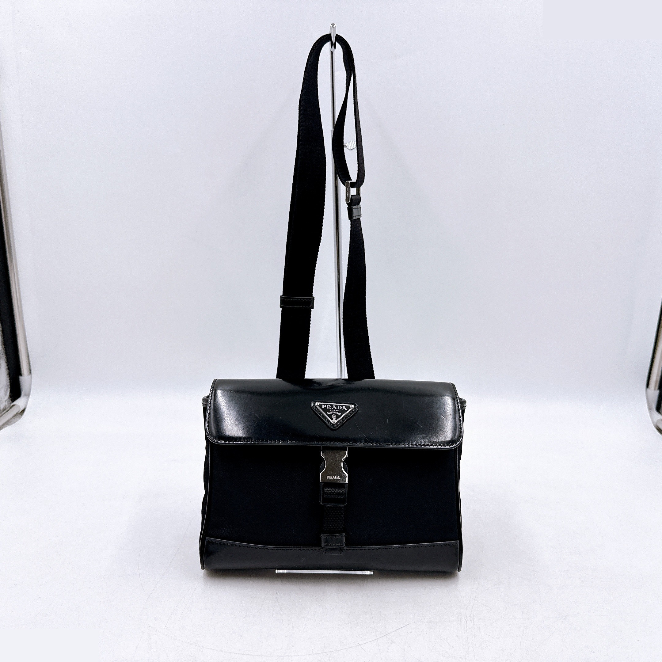 shoulder bag — view 3