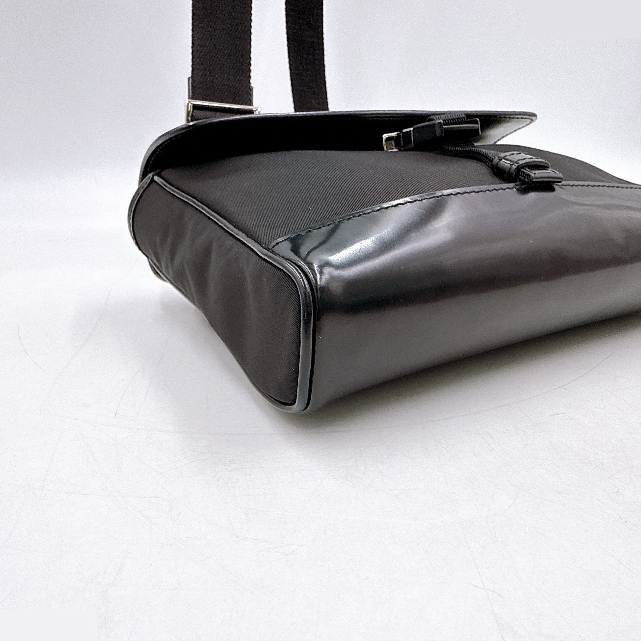 shoulder bag — view 7