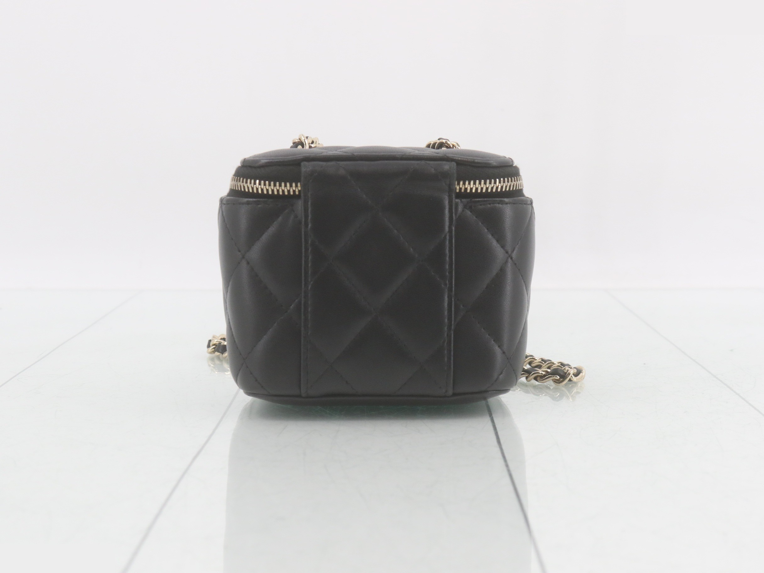 Matelassé Vanity Chain Shoulder Bag — view 2
