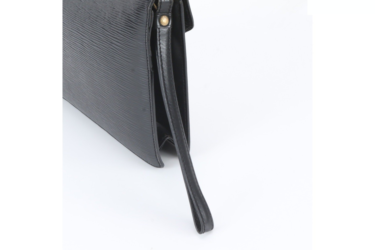 Epi Serie Dragonne Pochette M52612 Leather Second Bag — view 3