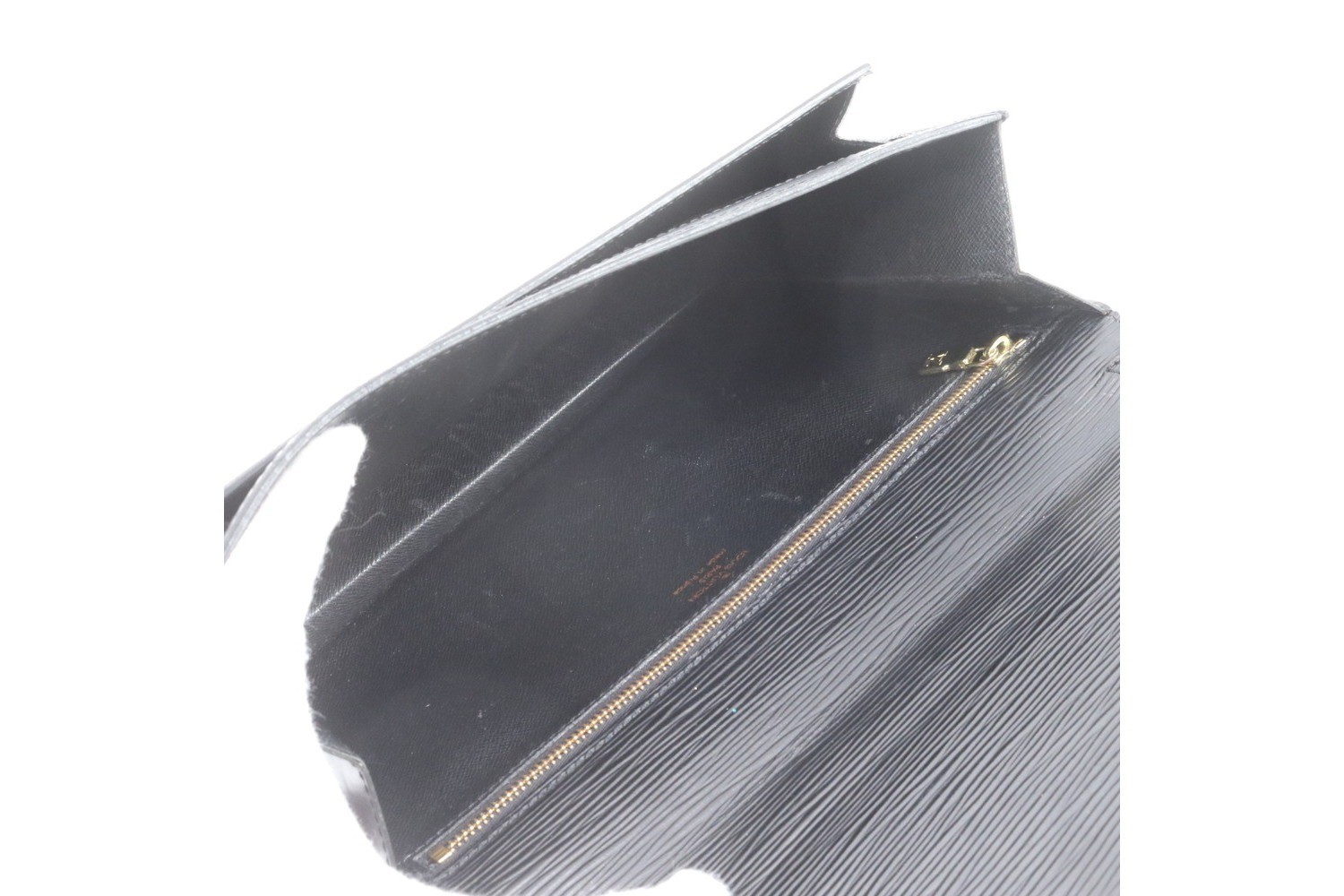 Epi Serie Dragonne Pochette M52612 Leather Second Bag — view 7