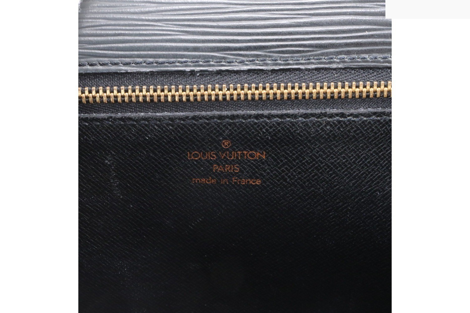 Epi Serie Dragonne Pochette M52612 Leather Second Bag — view 8