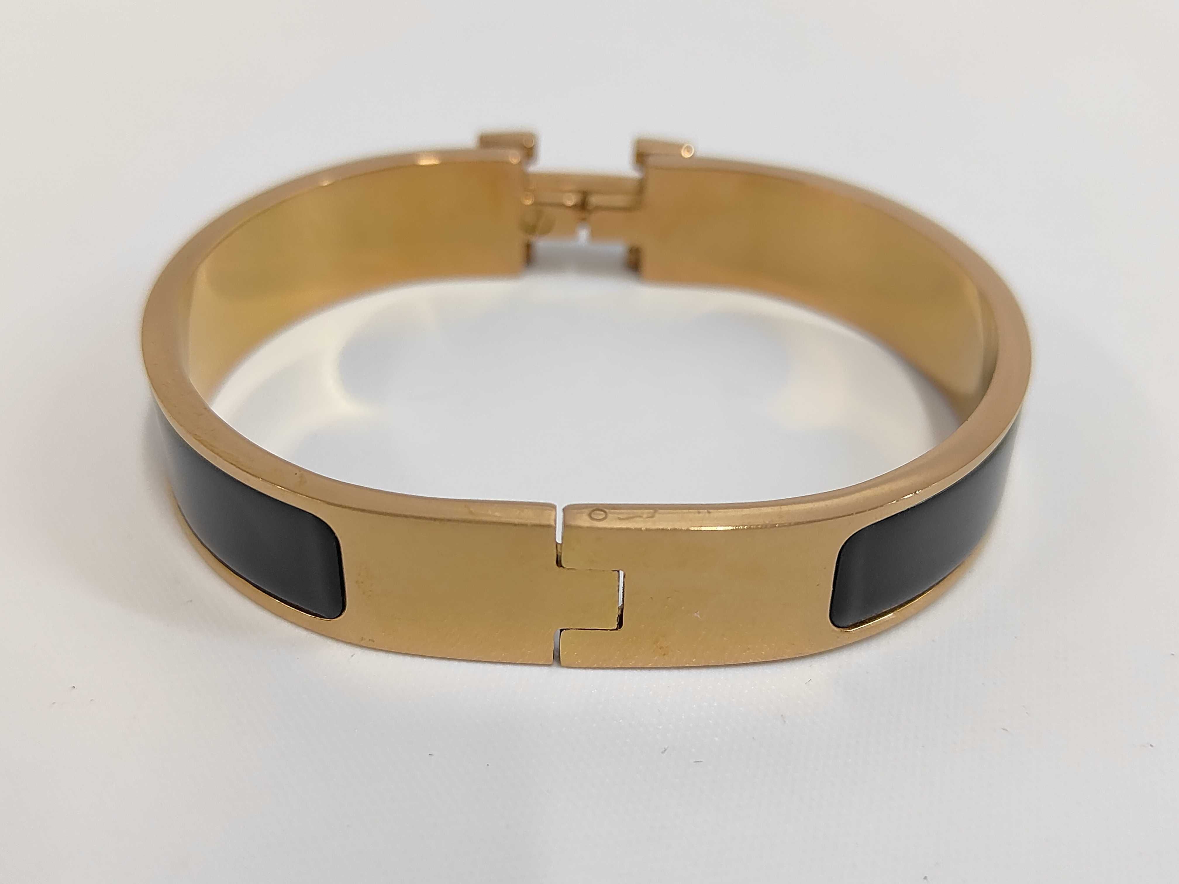 Clic Clac Gold Bracelet (Bracelet/Bangle) — view 2
