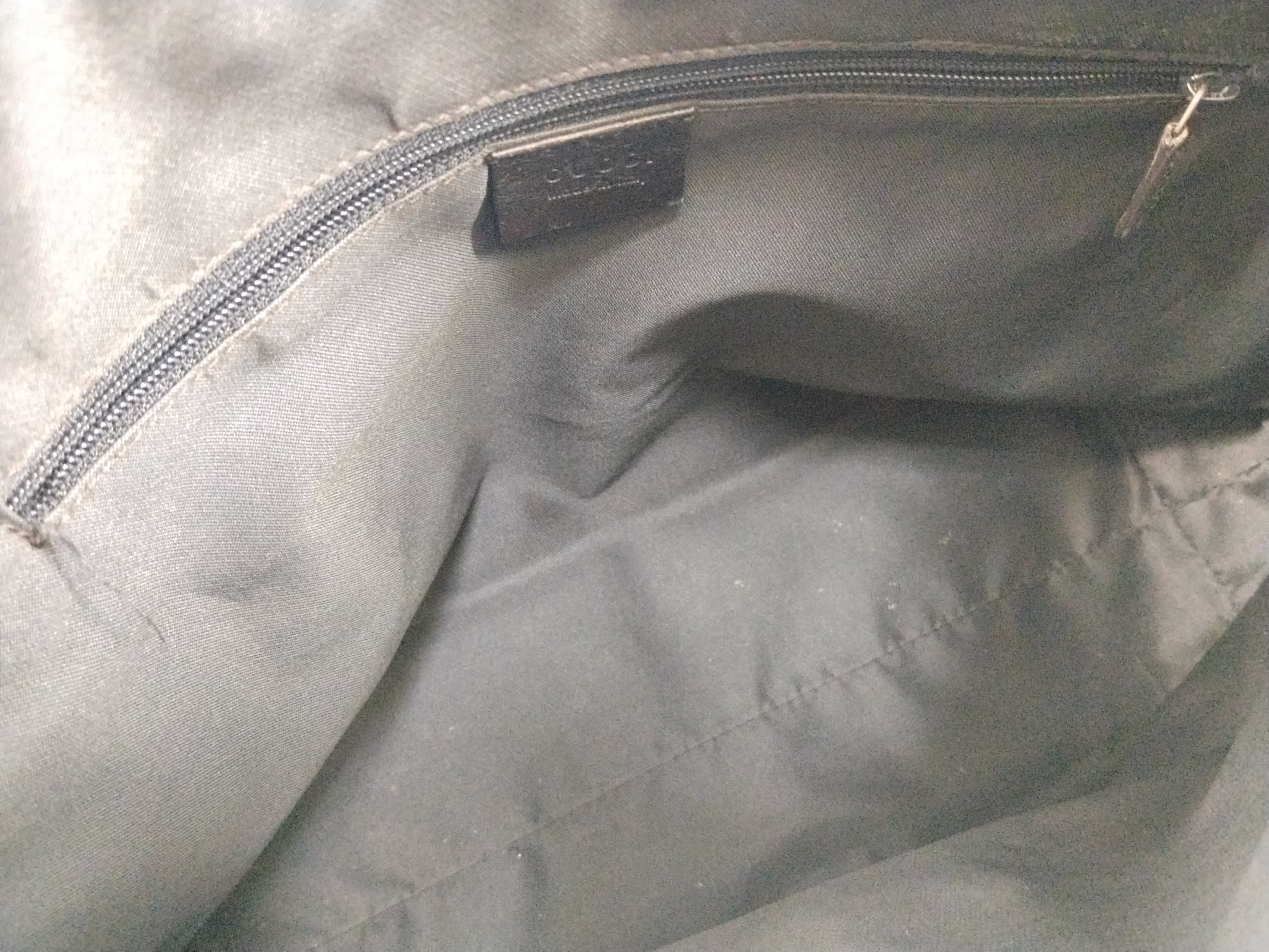 GG Canvas Bag Shoulder Bag — view 11