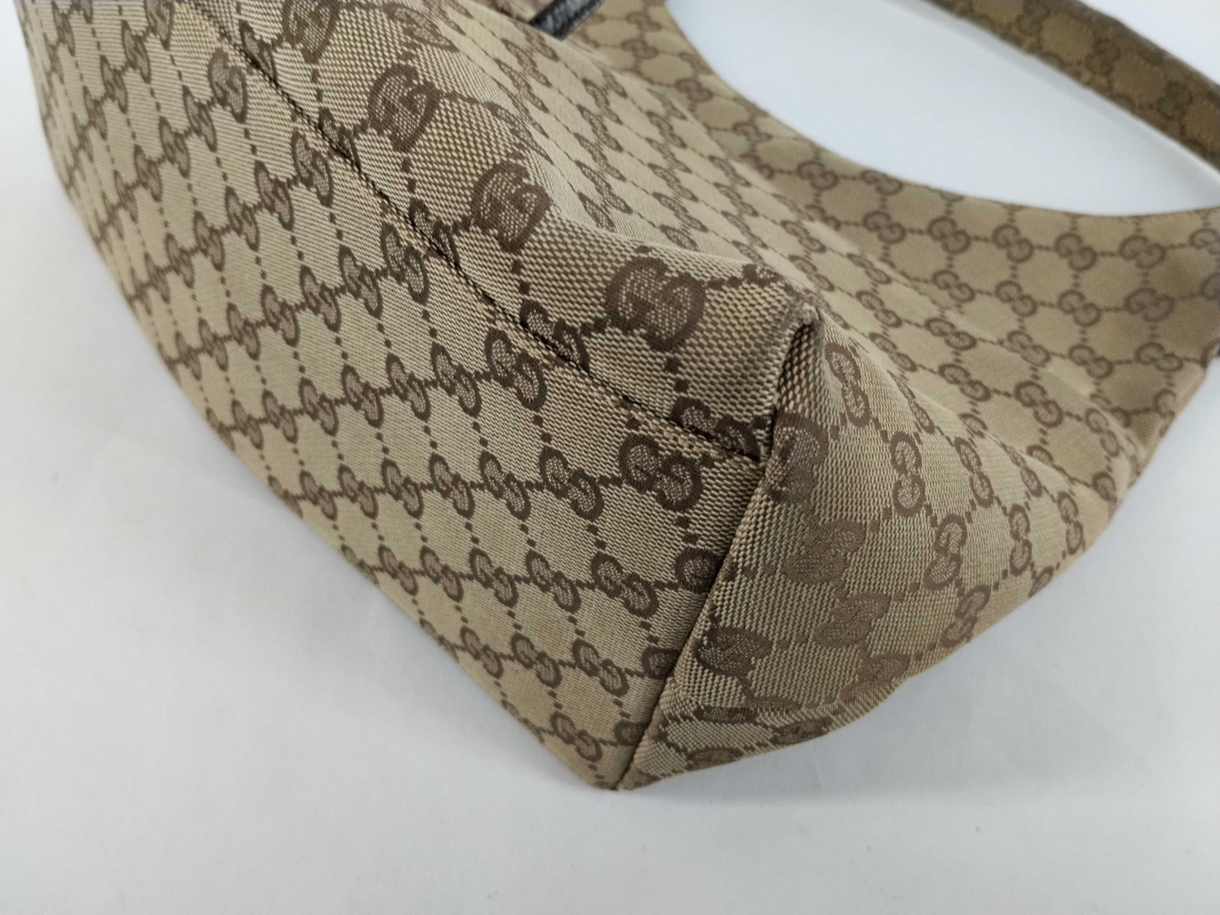 GG Canvas Bag Shoulder Bag — view 6