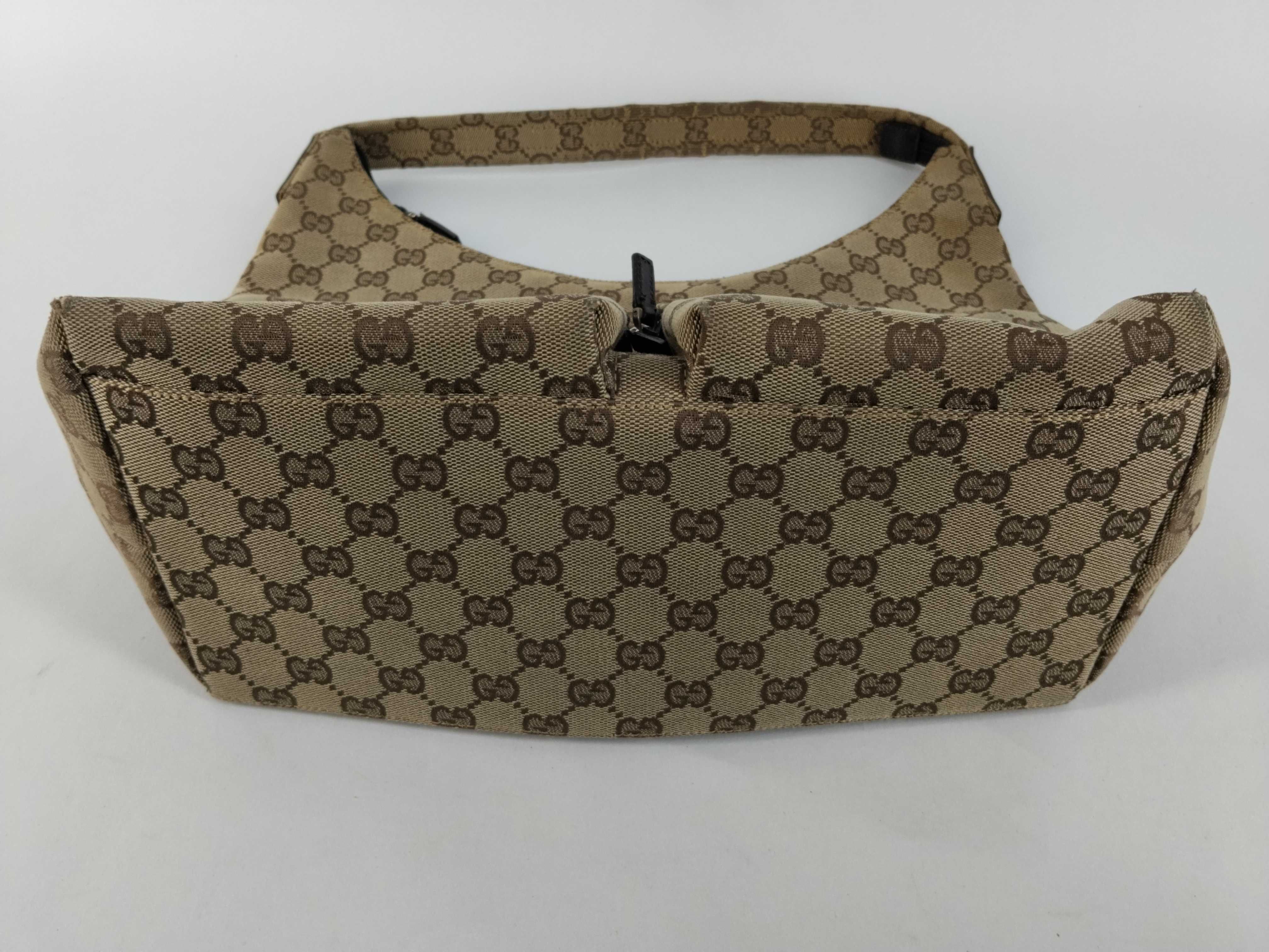 GG Canvas Bag Shoulder Bag — view 7