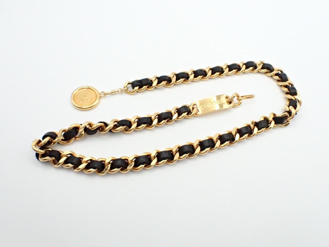 Vintage classic chain belt; chain approximately 80cm long.