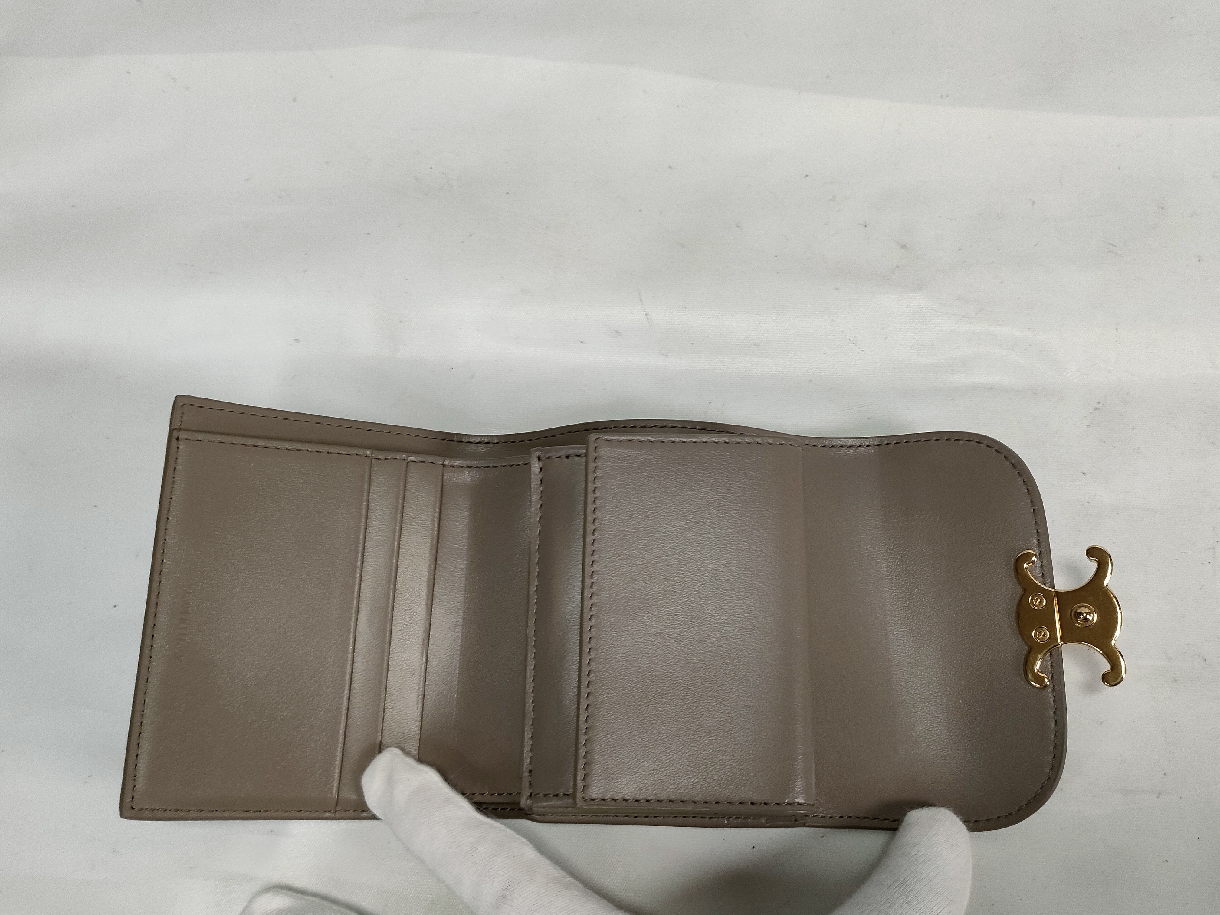 Triomphe Small Flap Wallet — view 7