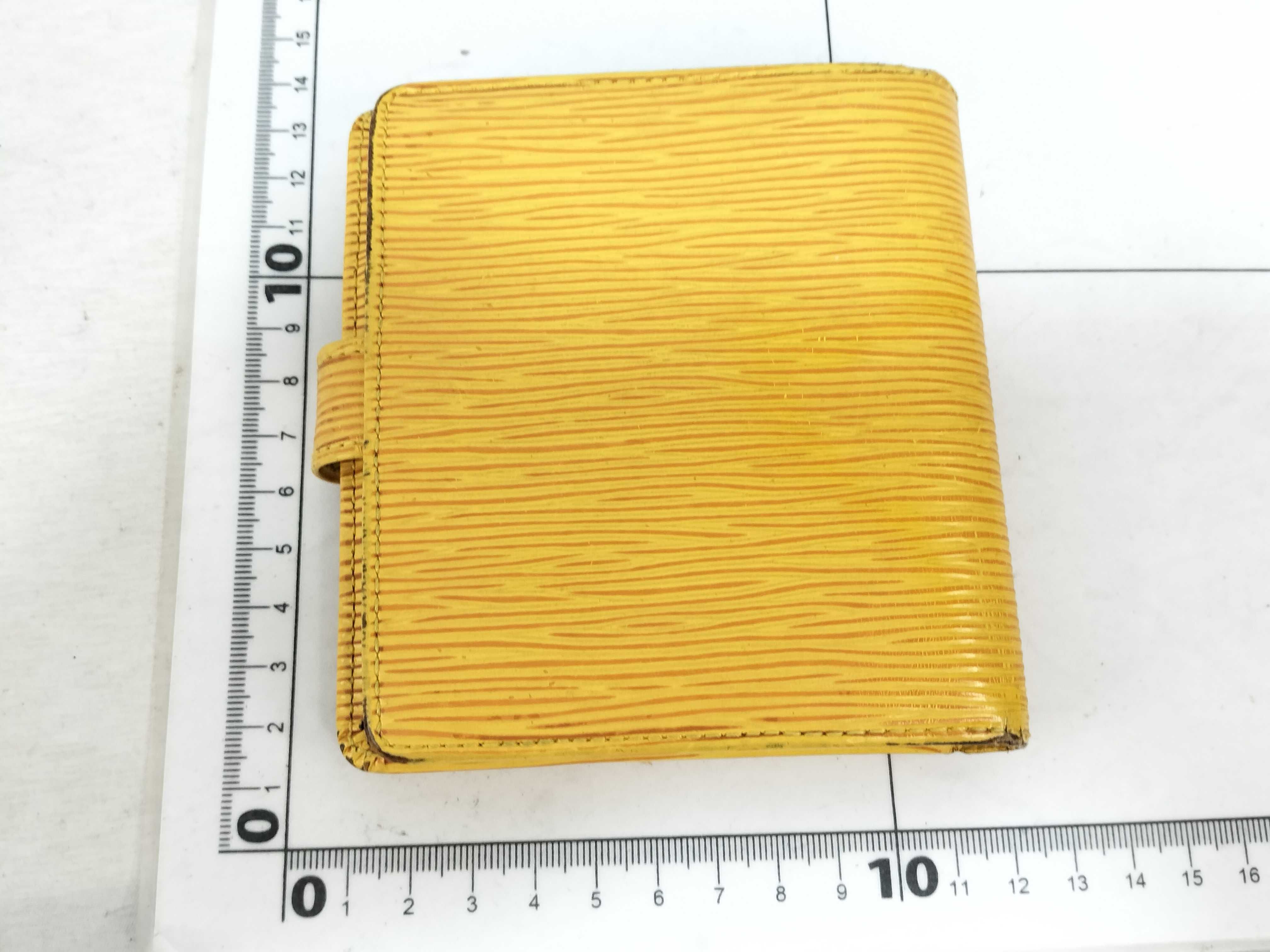 Epi / Epi / Folding Wallet / Leather Wallet — view 2