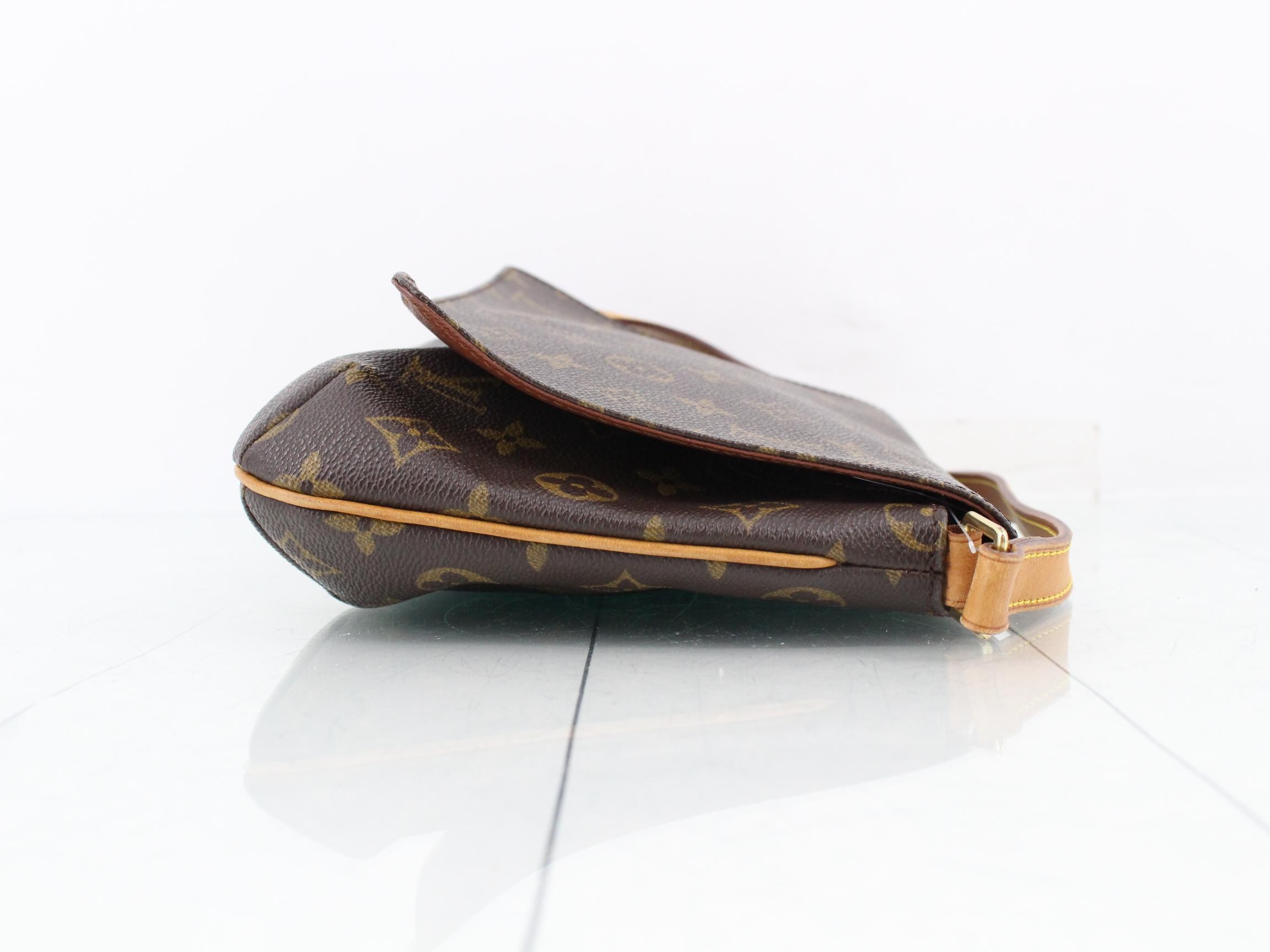 Musette Tango Short Shoulder — view 3