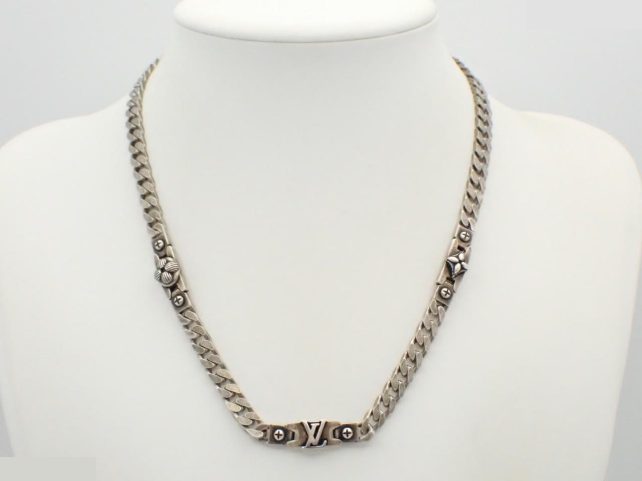 LV Whisper Necklace, approximately 50cm in length — view 3