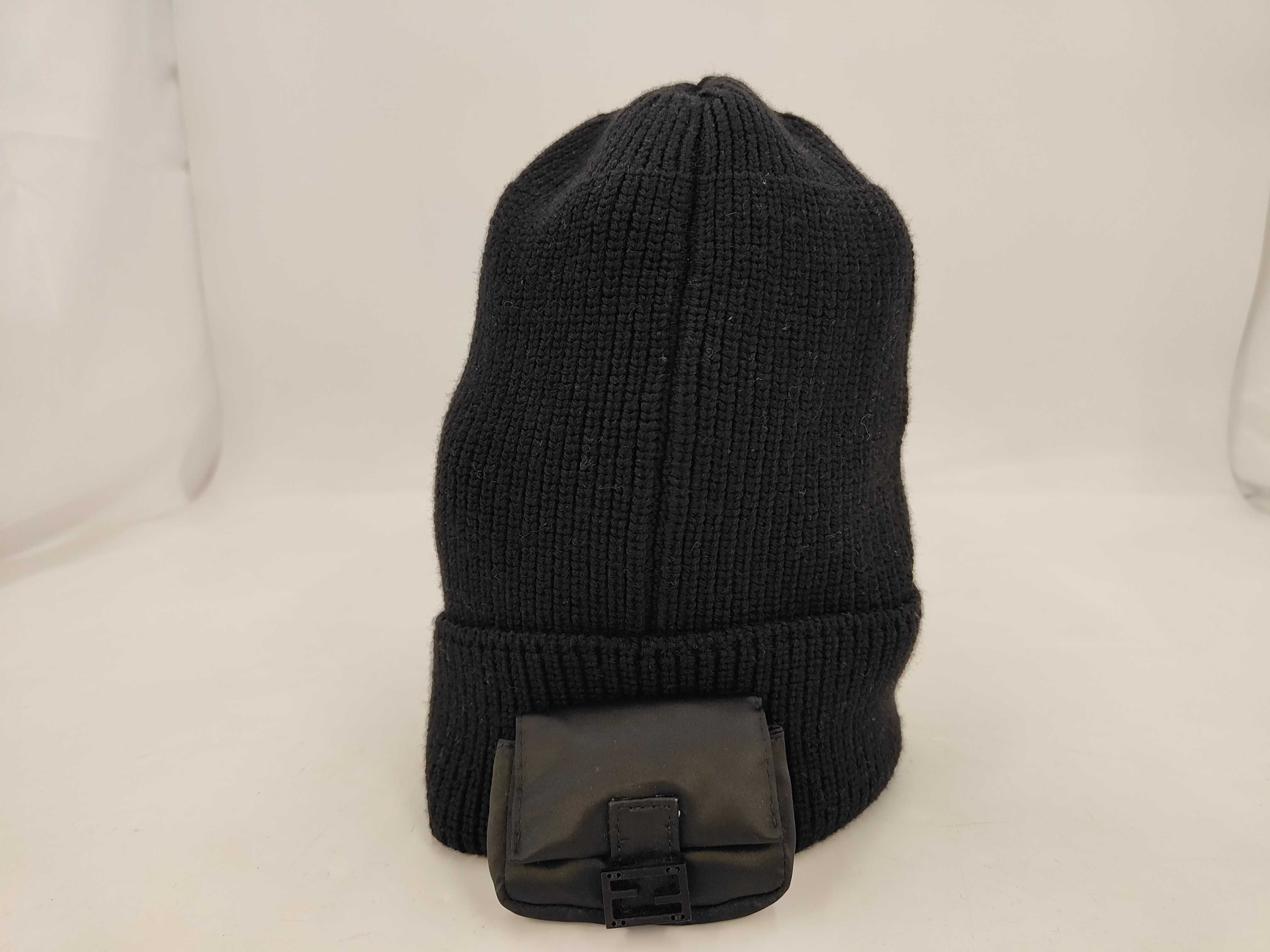 hats and other accessories — view 5