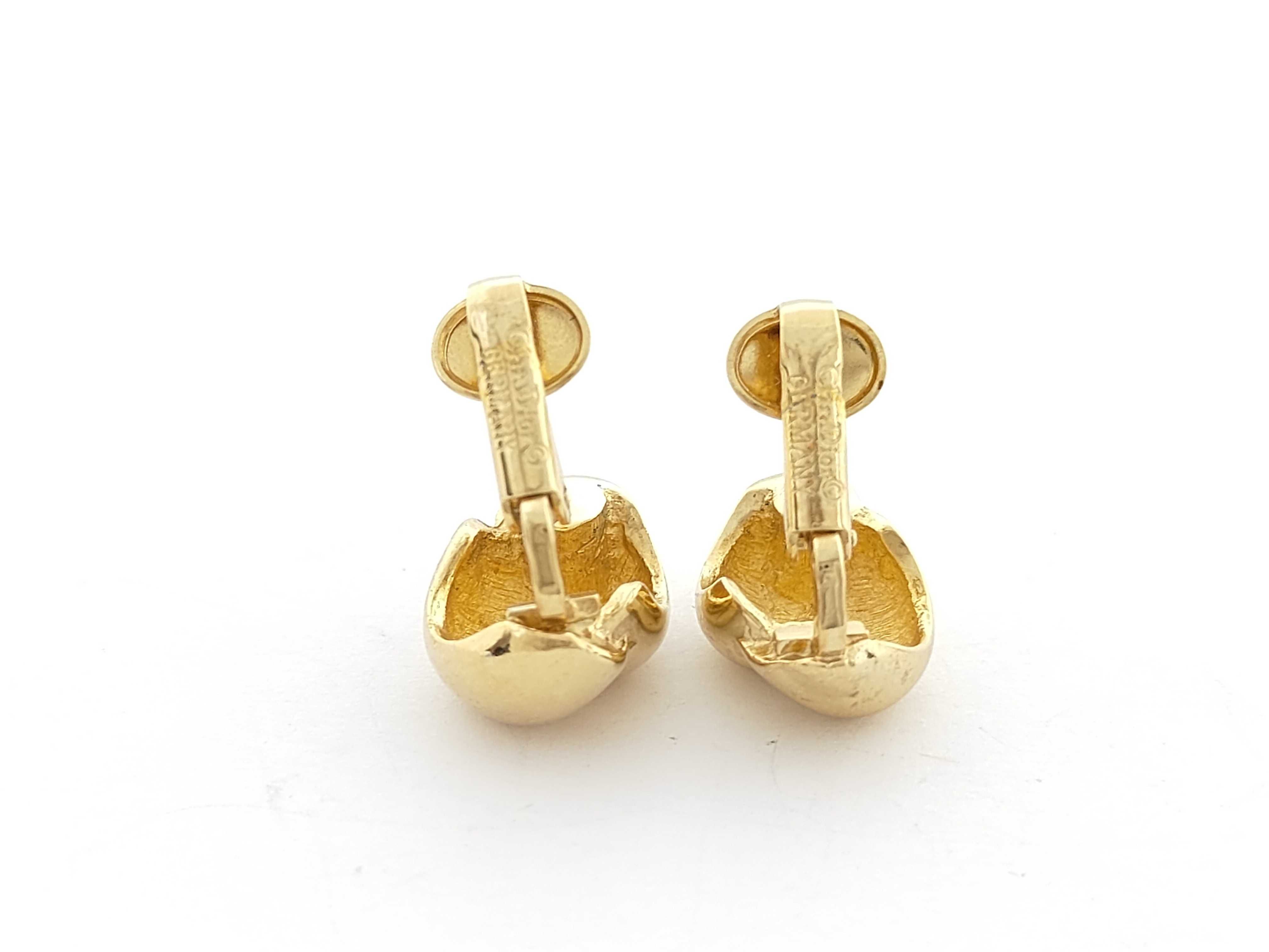 Earrings — view 8