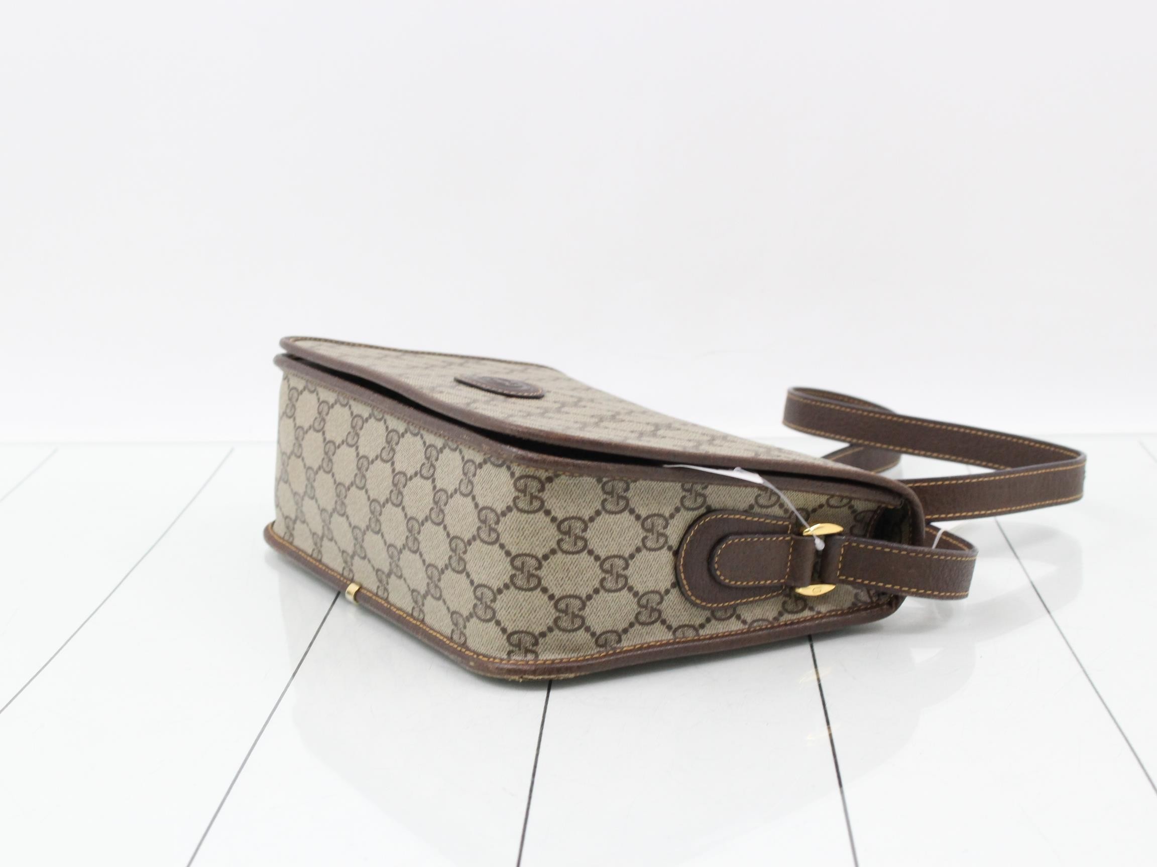 GG Supreme Shoulder Bag — view 6