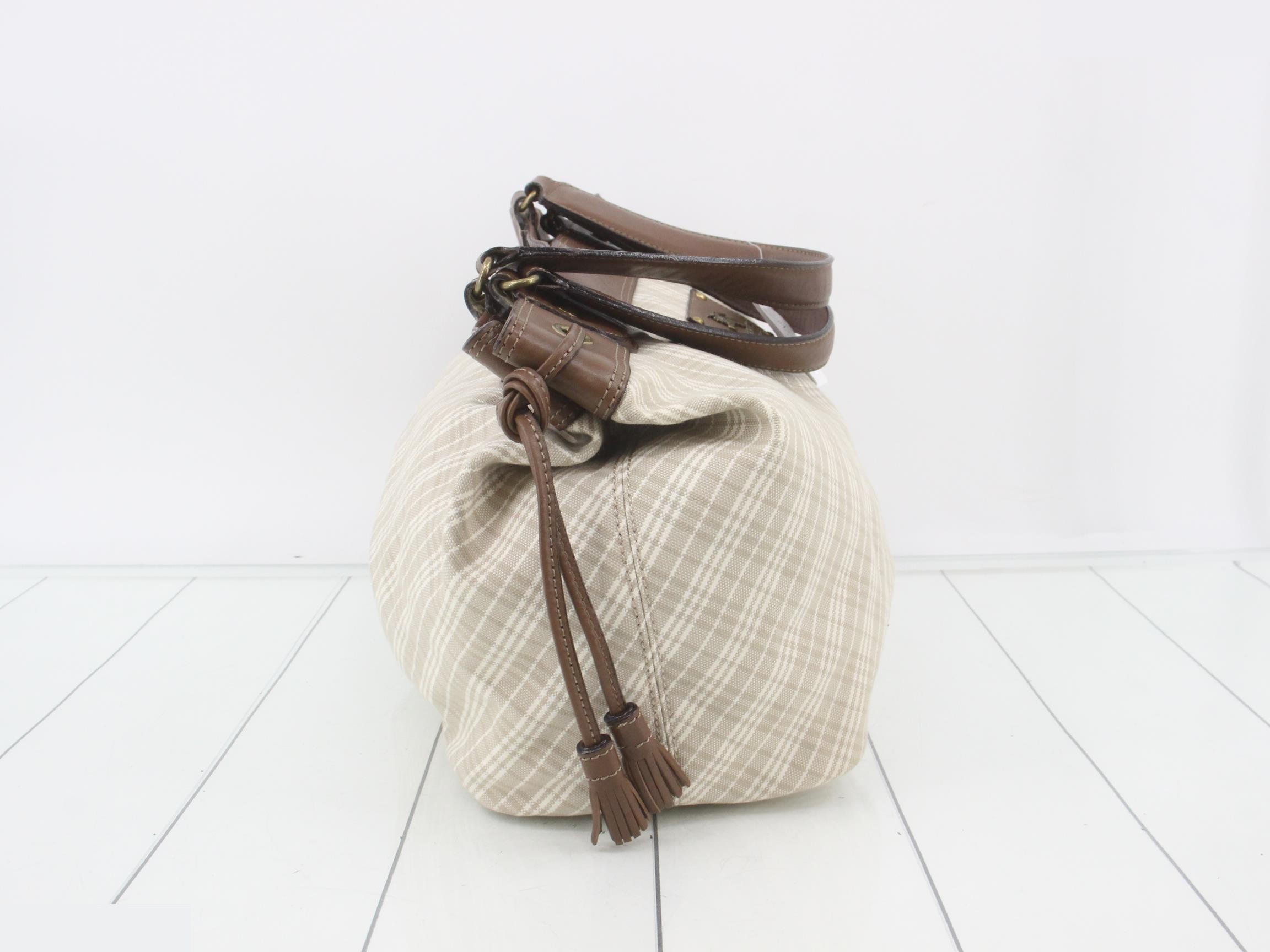 Blue Label Nova Check Tote Bag — view 4