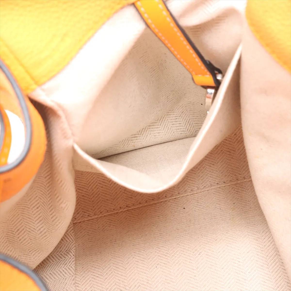 Hammock Drawstring Medium Leather 2WAY Handbag Yellow — view 9