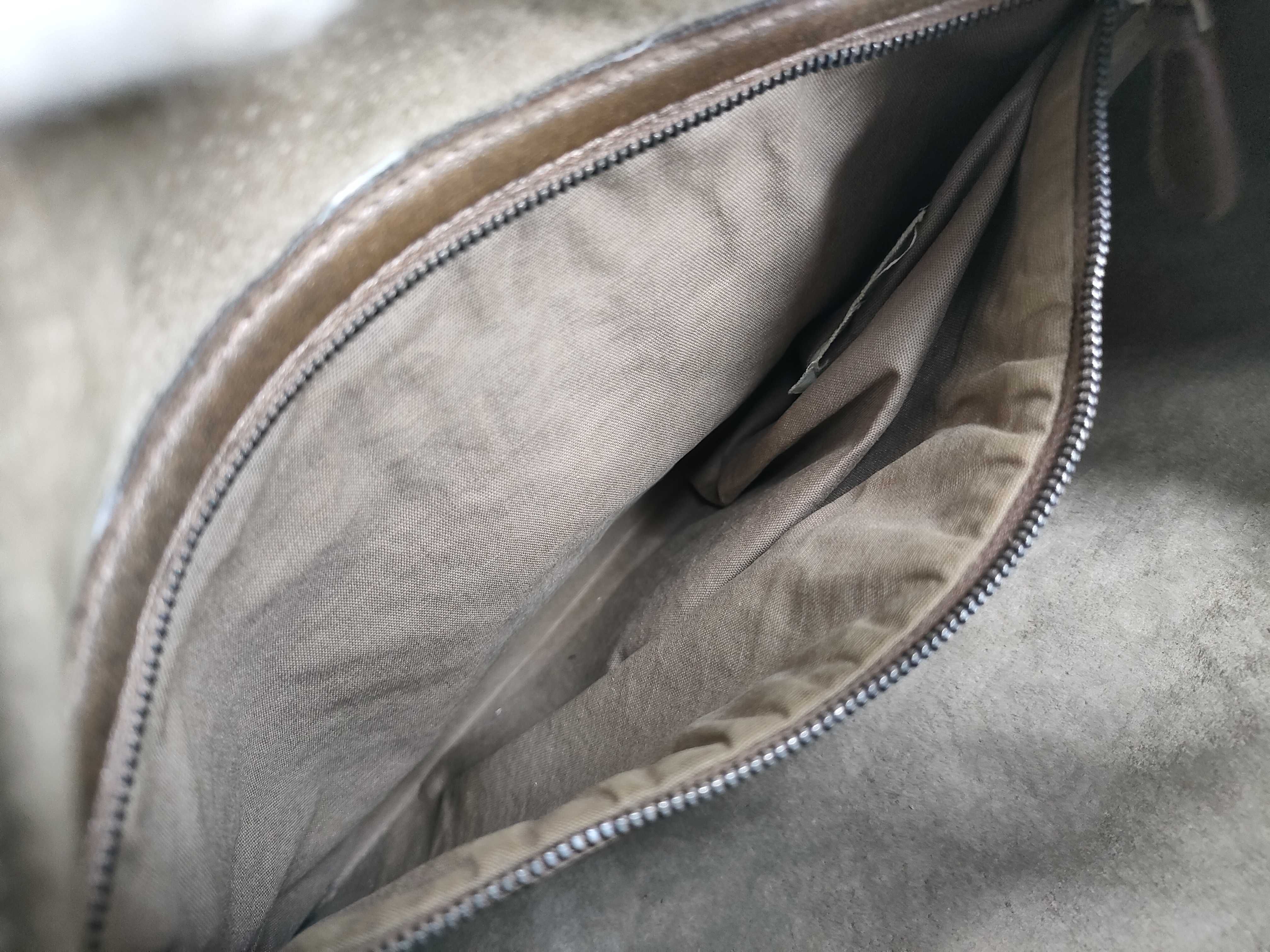 Intrecciato One-Shoulder Bag — view 10
