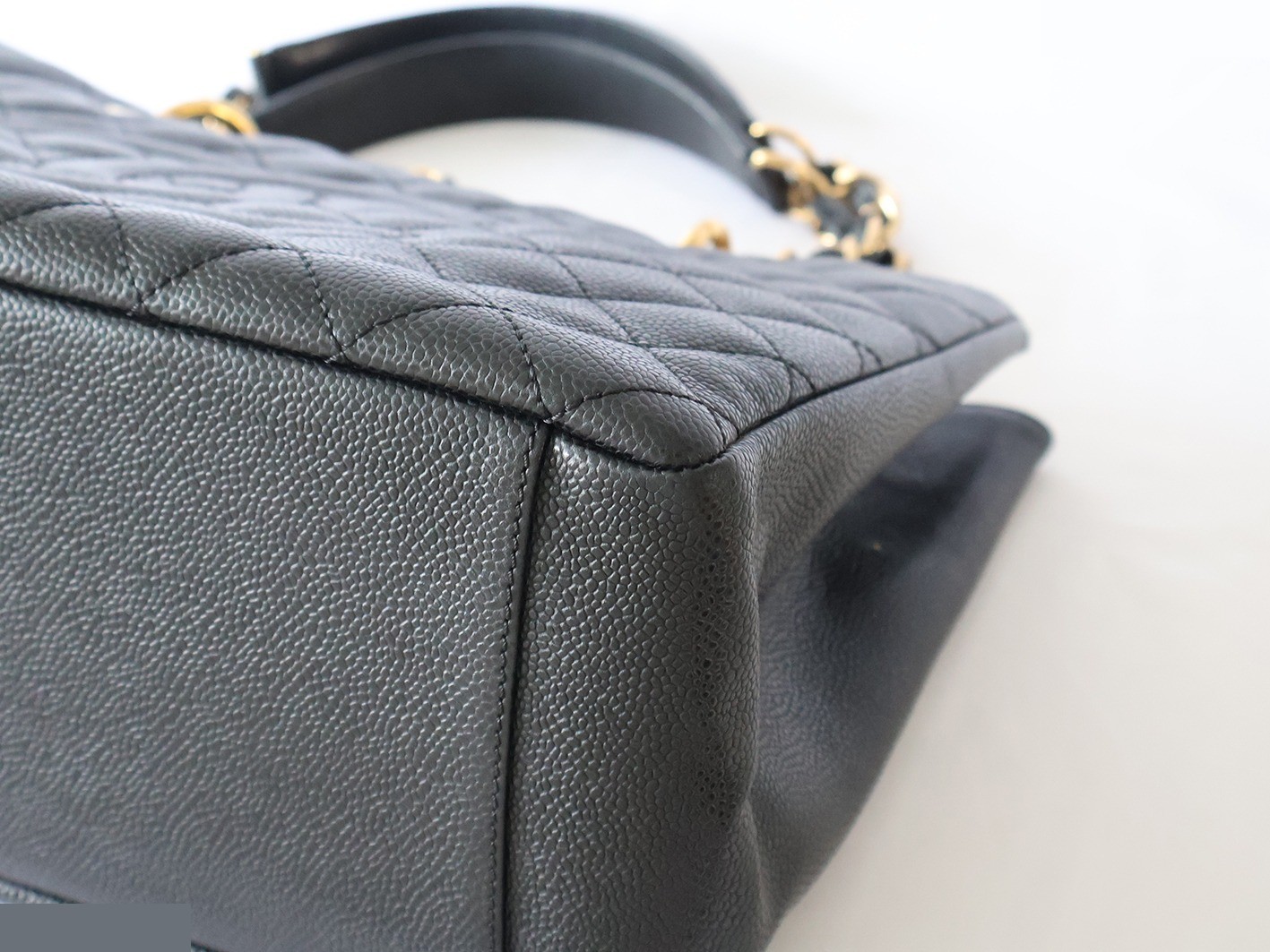 Caviar Skin GST Chain Tote Bag, Black — view 4