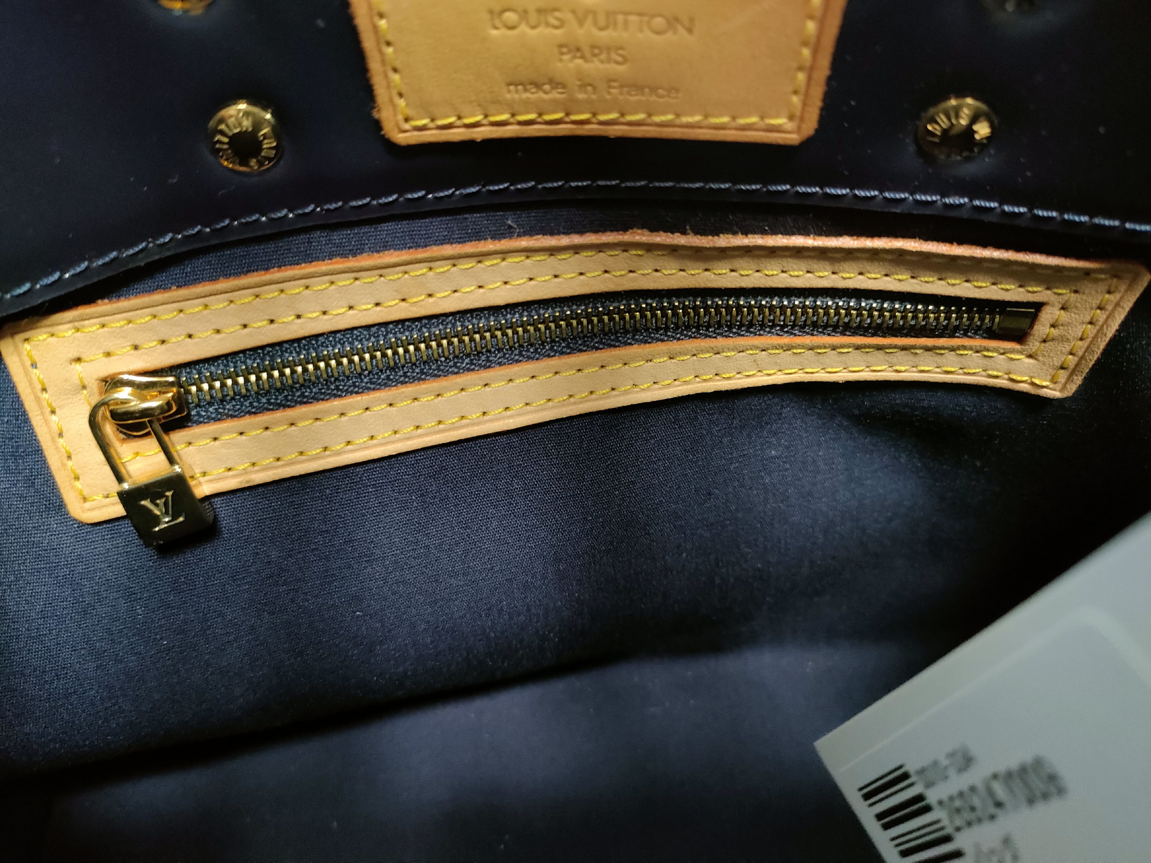Vernis Lead PM Handbag — view 9