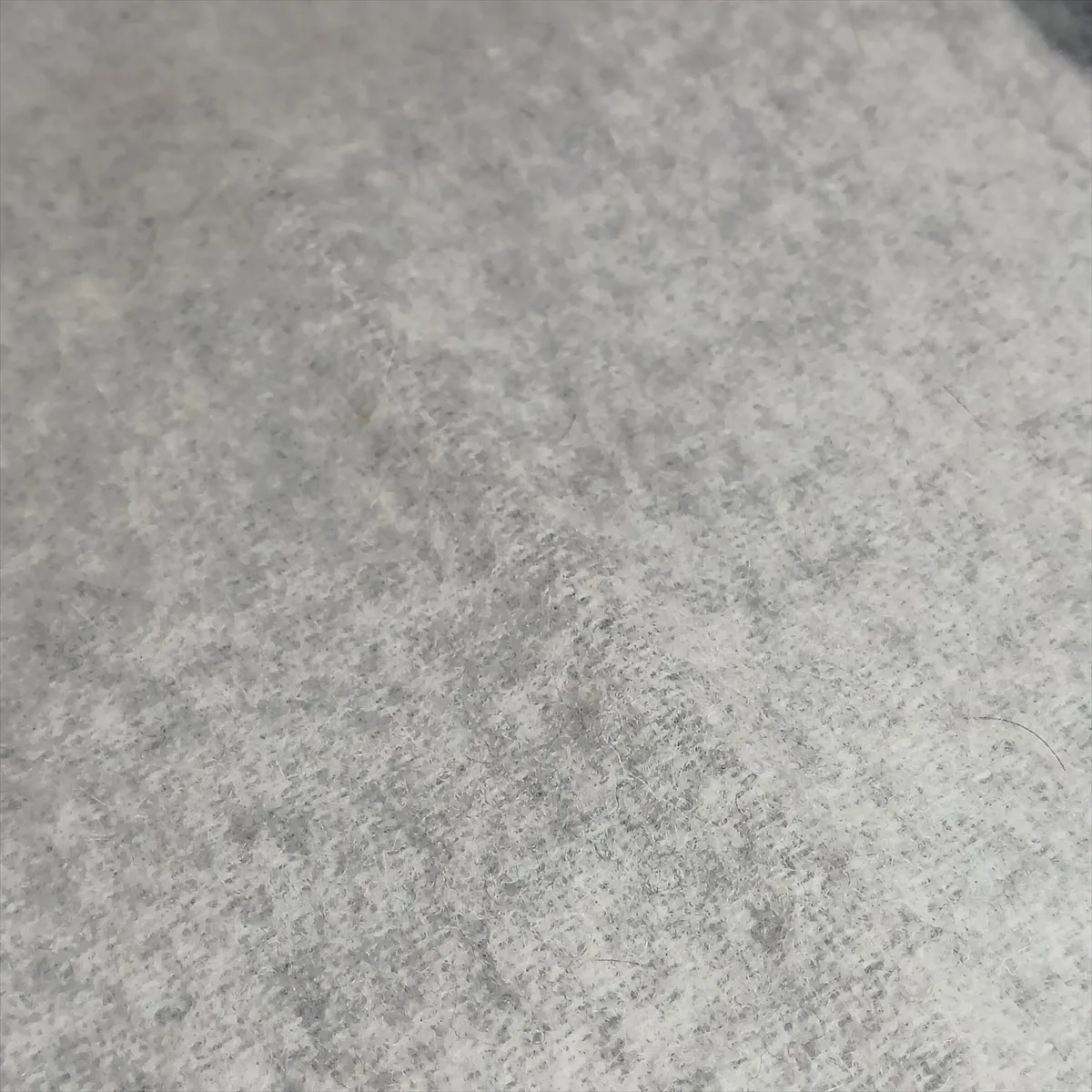 401486 Echarpe Cardiff Scarf, Wool x Angora, Gray. — view 4
