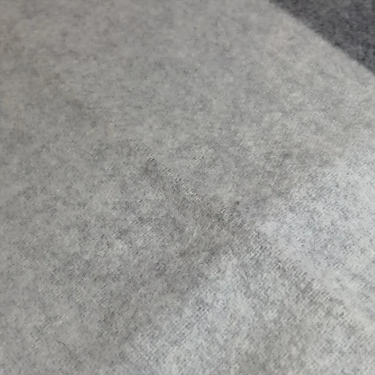 401486 Echarpe Cardiff Scarf, Wool x Angora, Gray. — view 5