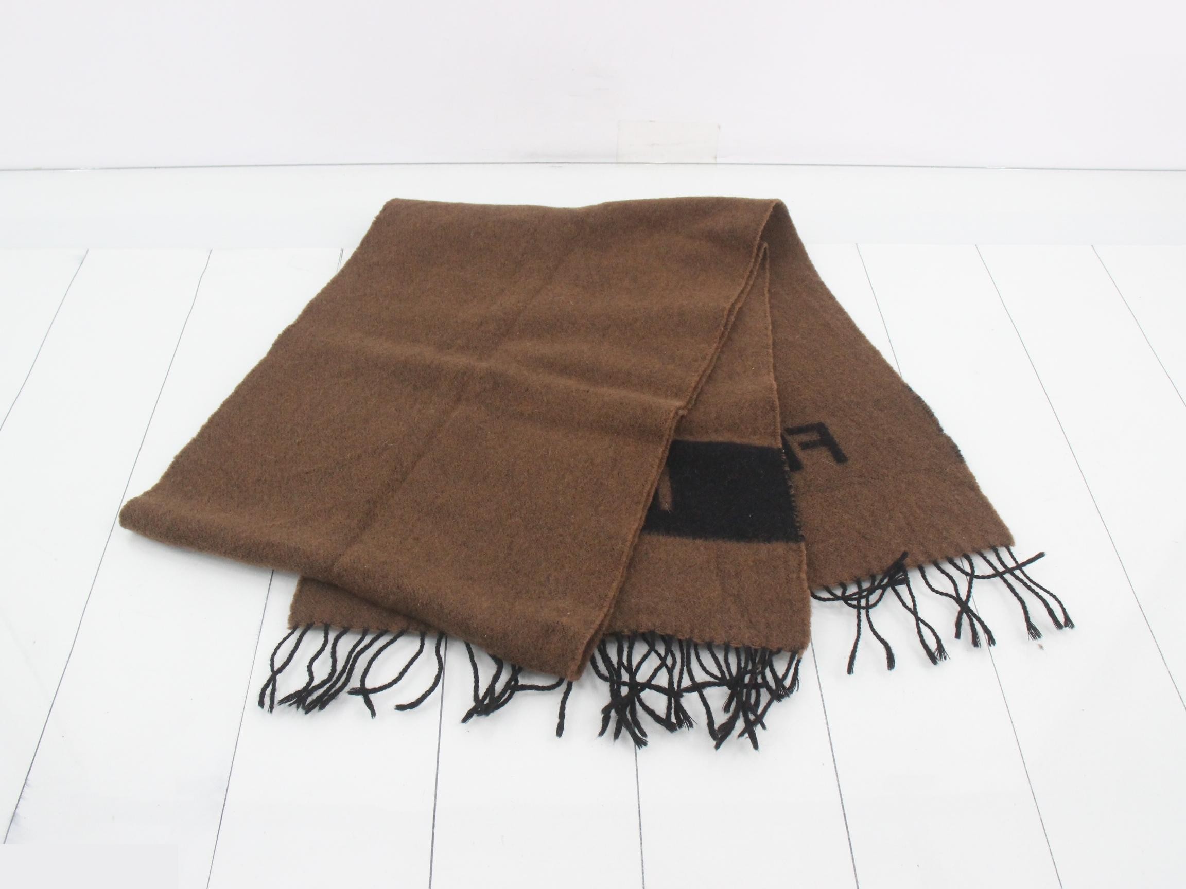 logo scarf, black — view 3