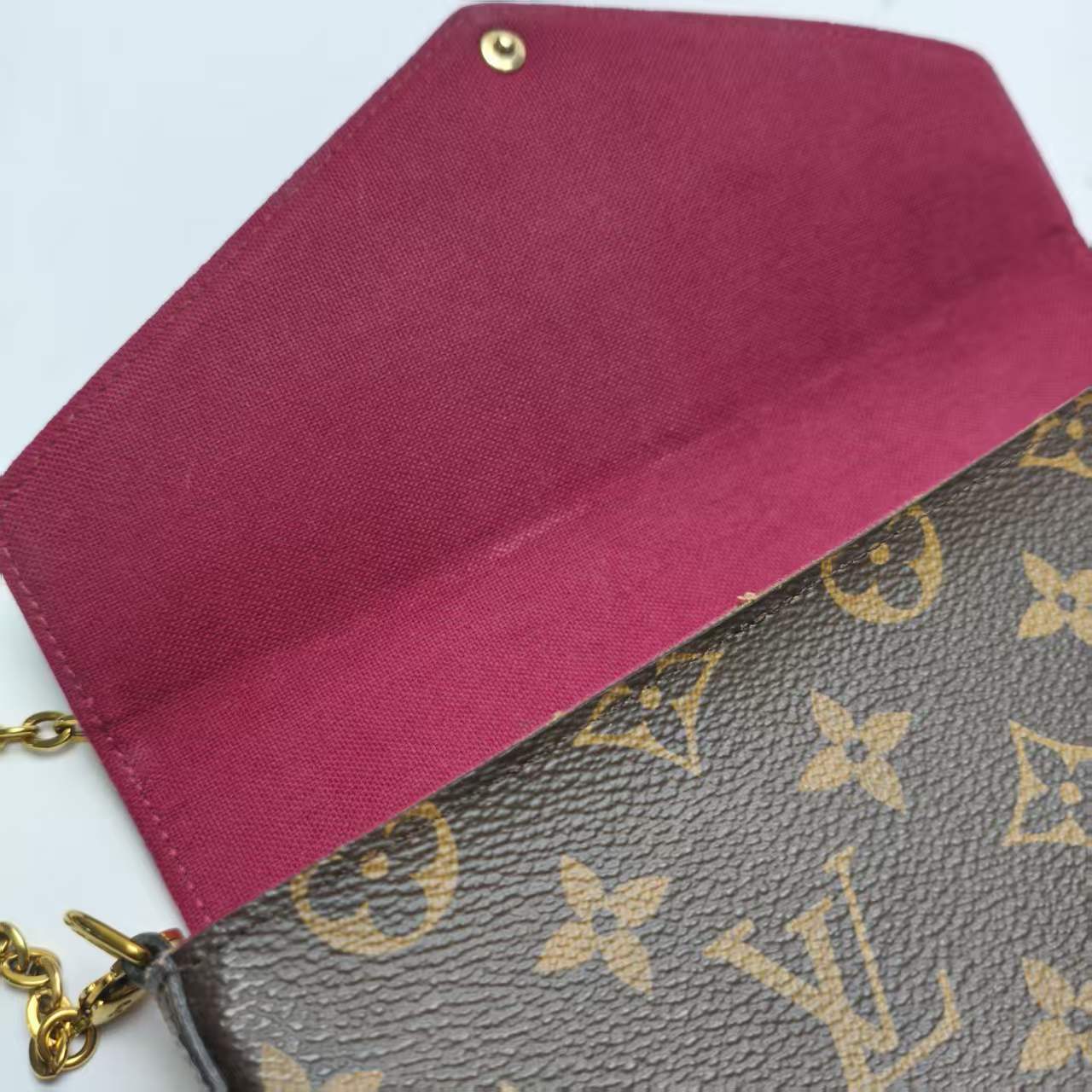 【*Shipped from: China*】LOUIS VUITTON Pochette Felicie PU Shoulder Bag — view 9