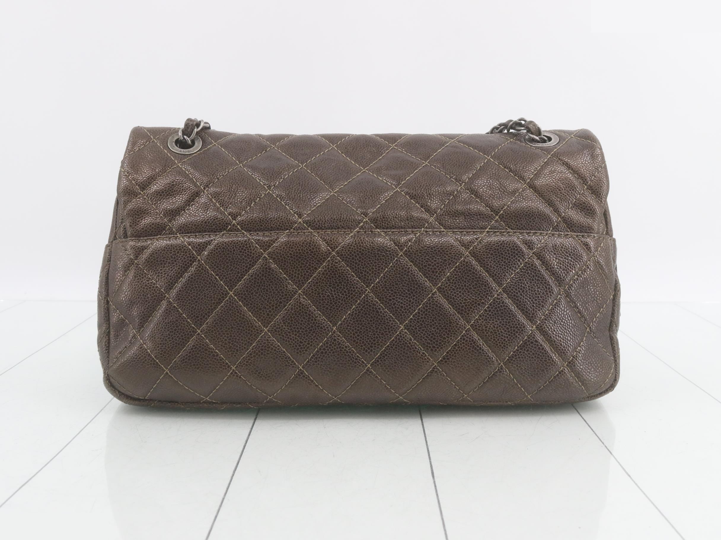 Matelassé Caviar Skin Coco Mark Double Chain Shoulder Bag — view 2