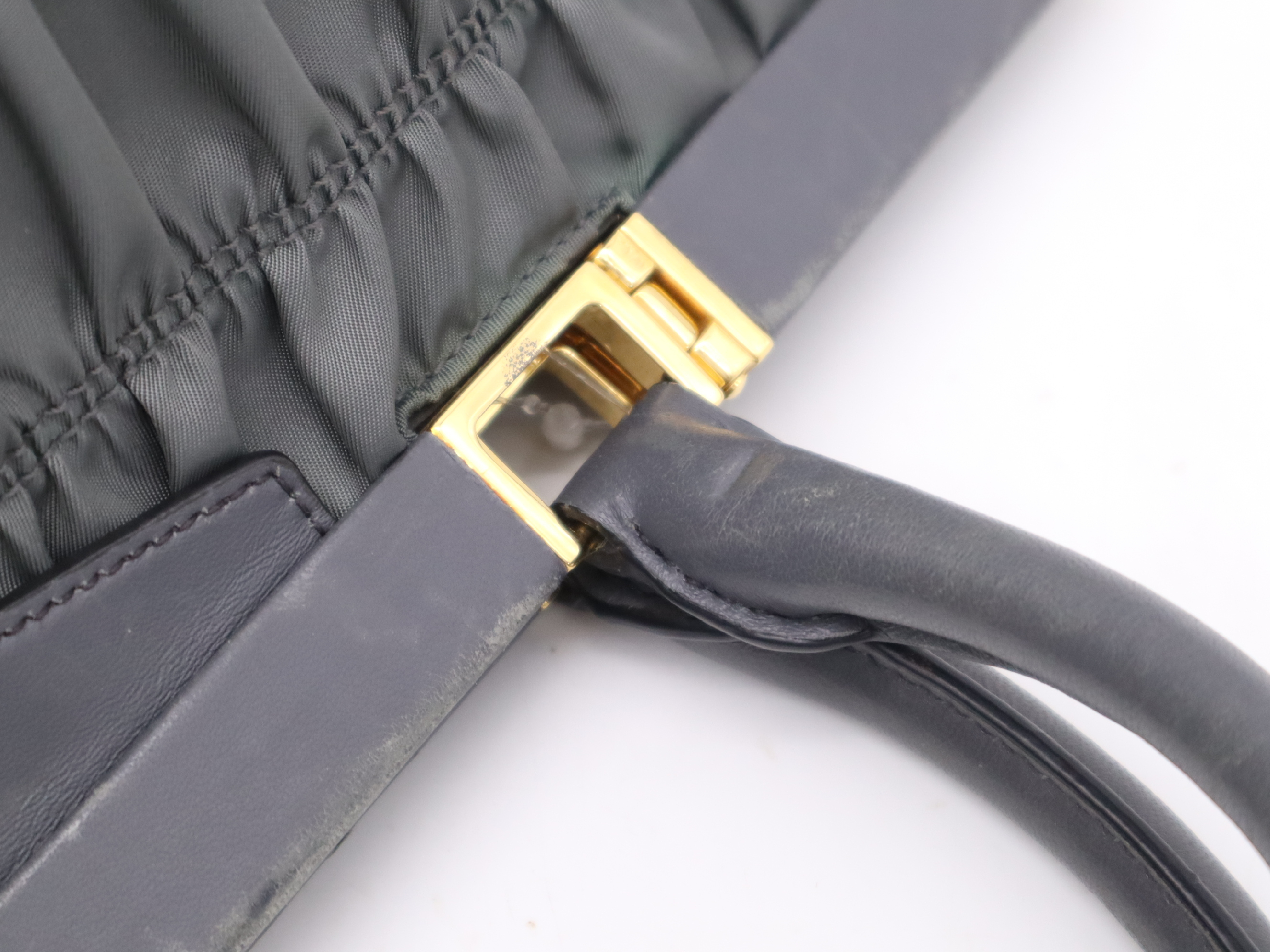 B2803Z Tessuto 2-way Handbag, Gray, Gold Hardware, Shoulder Strap, Card Holder. — view 8