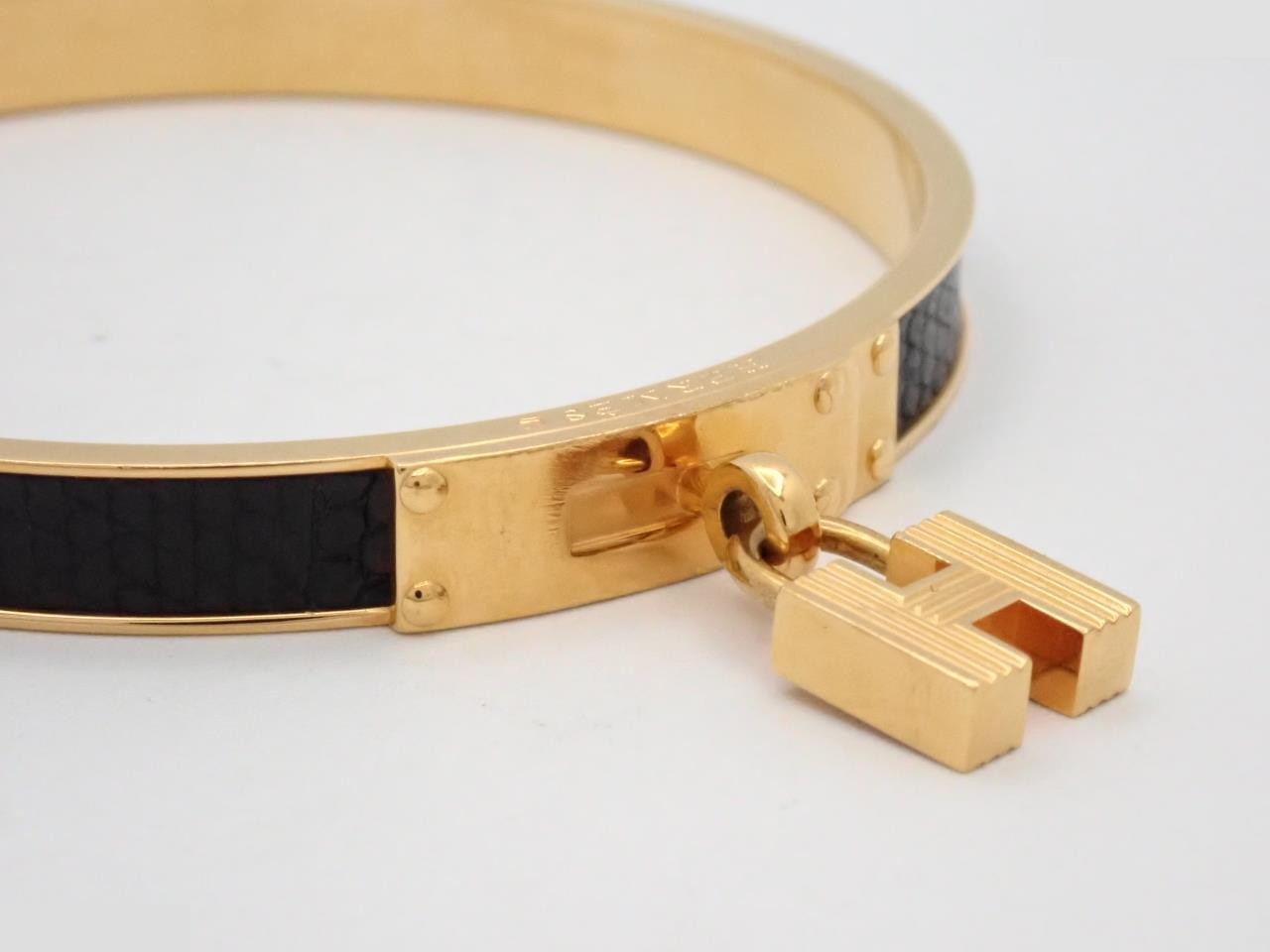 Kelly Bangle, Black x Gold Plated, Wrist Circumference Approx. 21cm — view 3