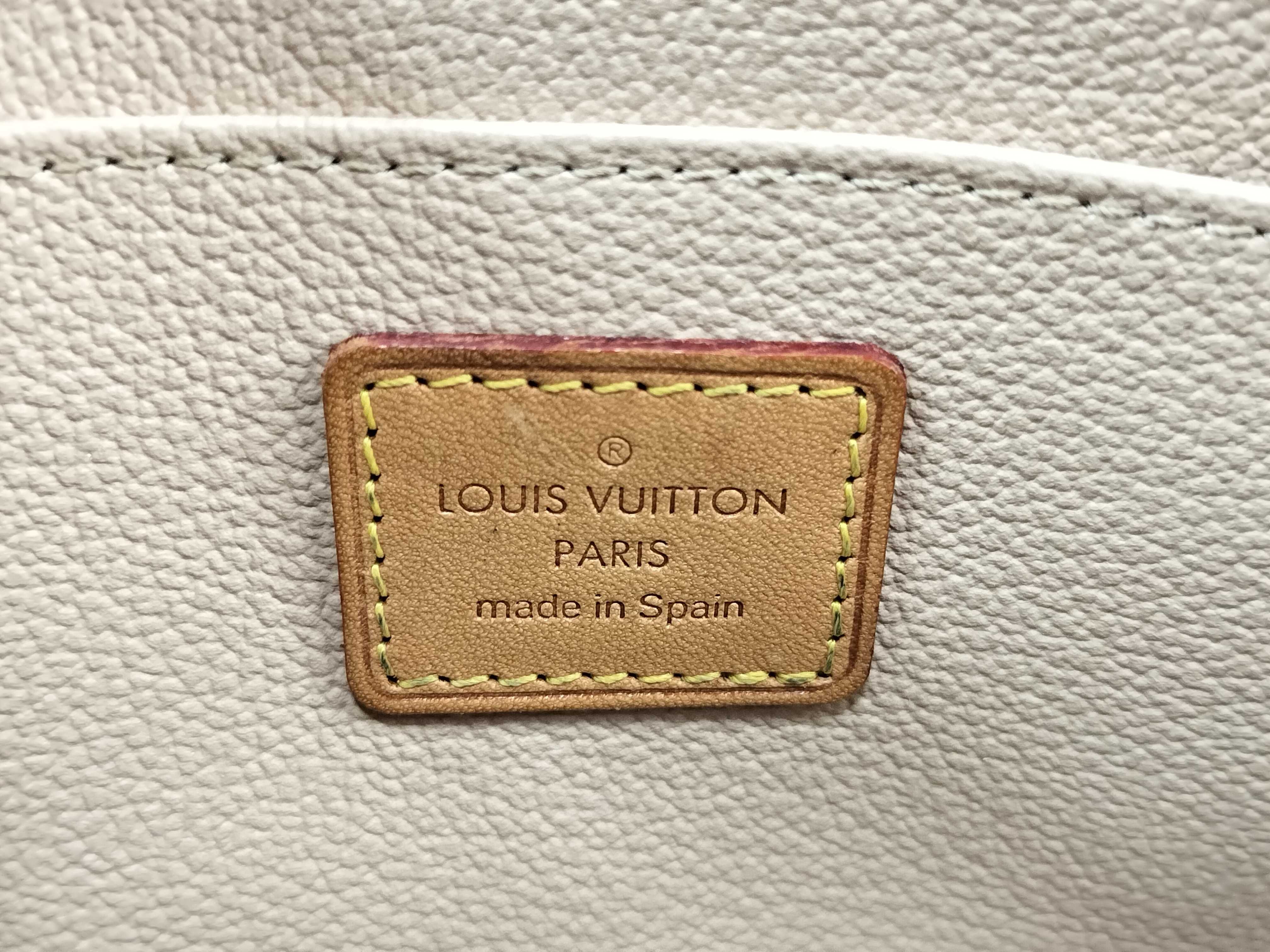 Monogram Louis Vuitton Monogram Pochette Cosmetic Pouch — view 9
