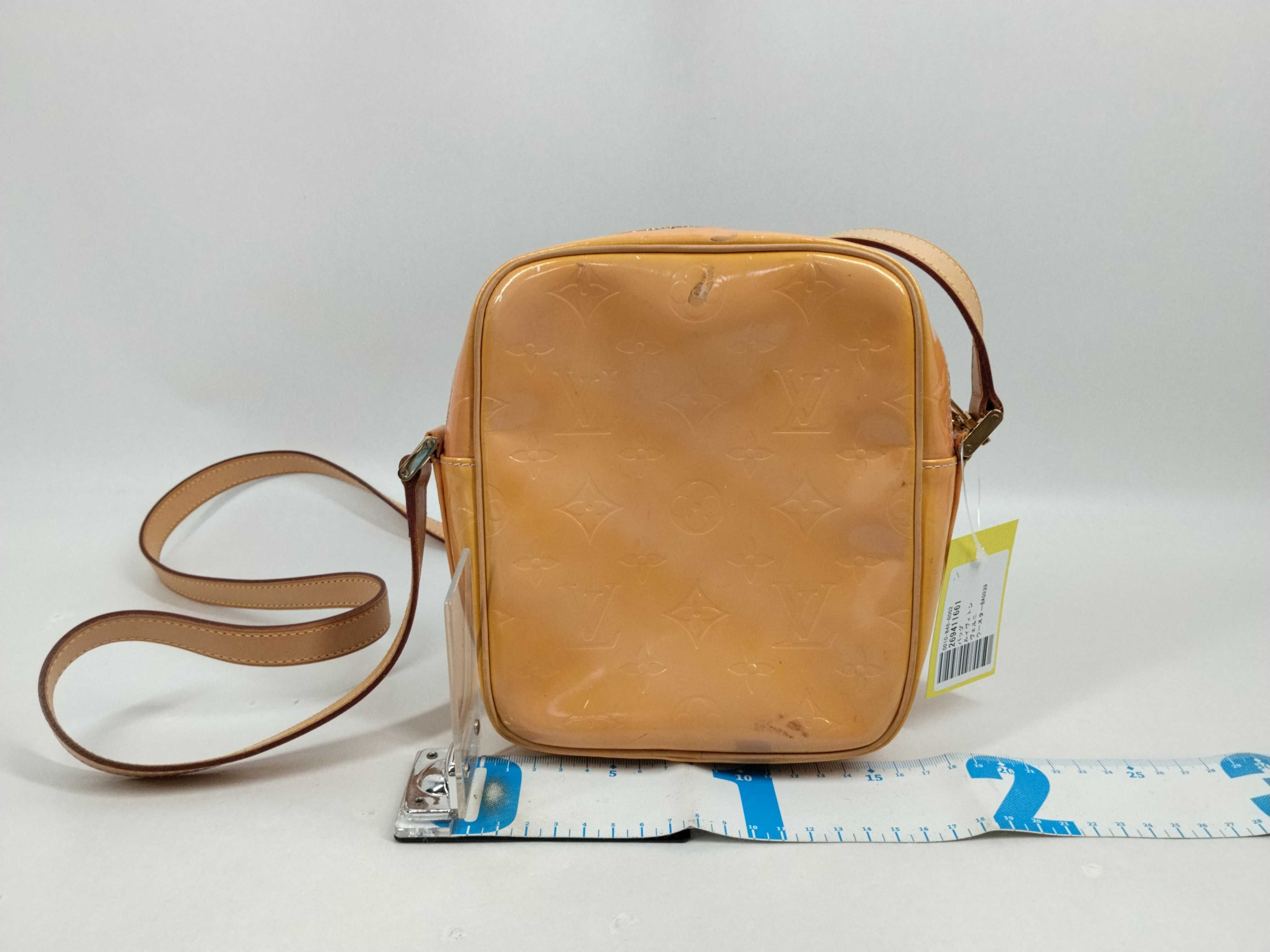 Vernis Worcester Shoulder Bag — view 2