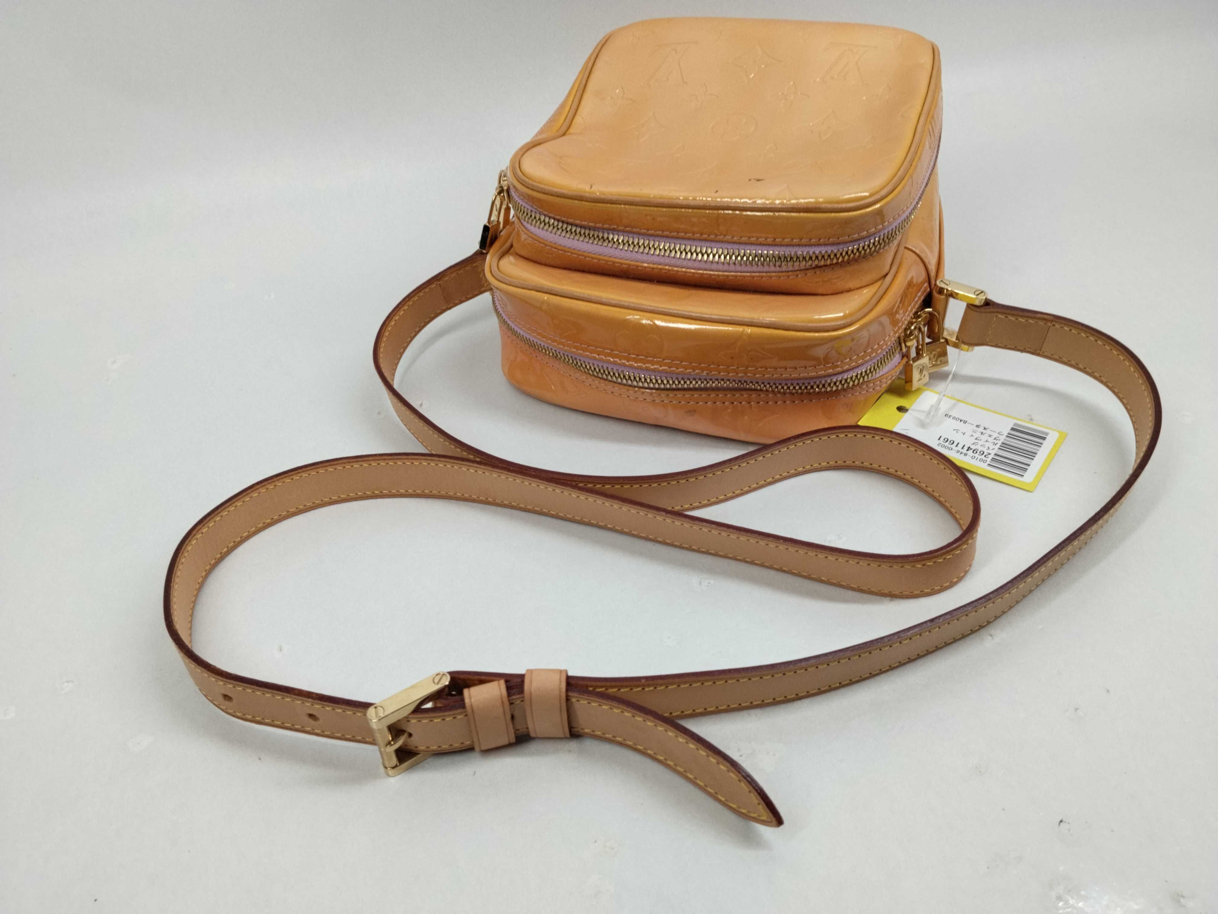 Vernis Worcester Shoulder Bag — view 6