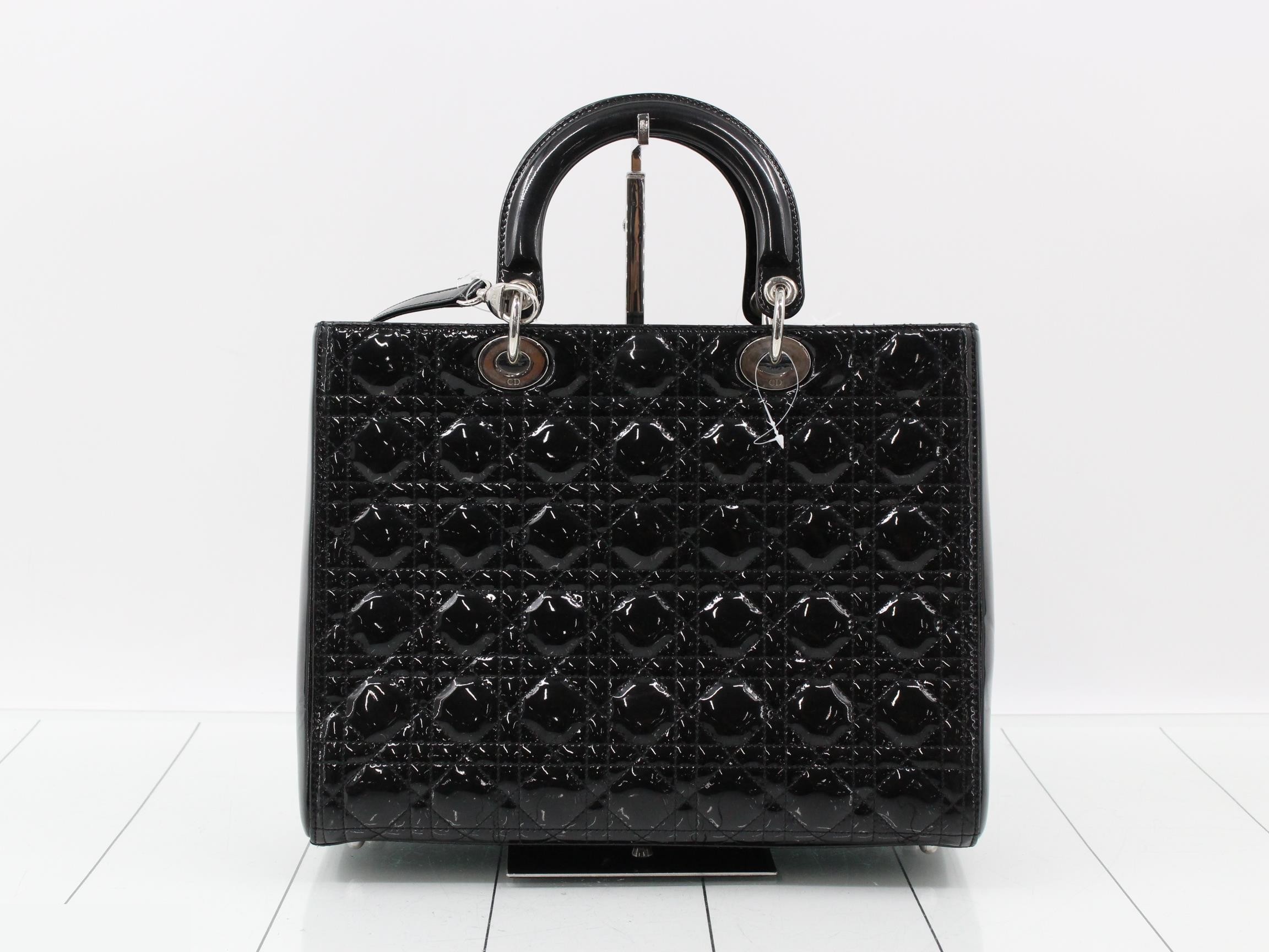 handbag — view 2