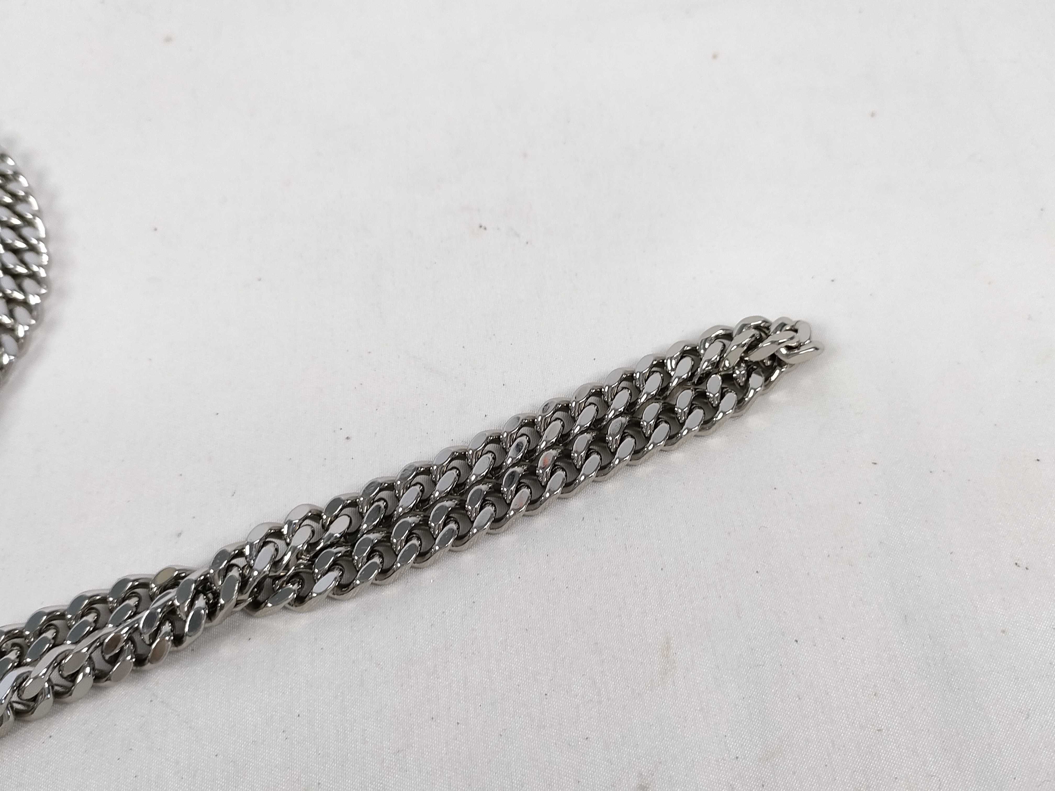Chain Shoulder Bag — view 4