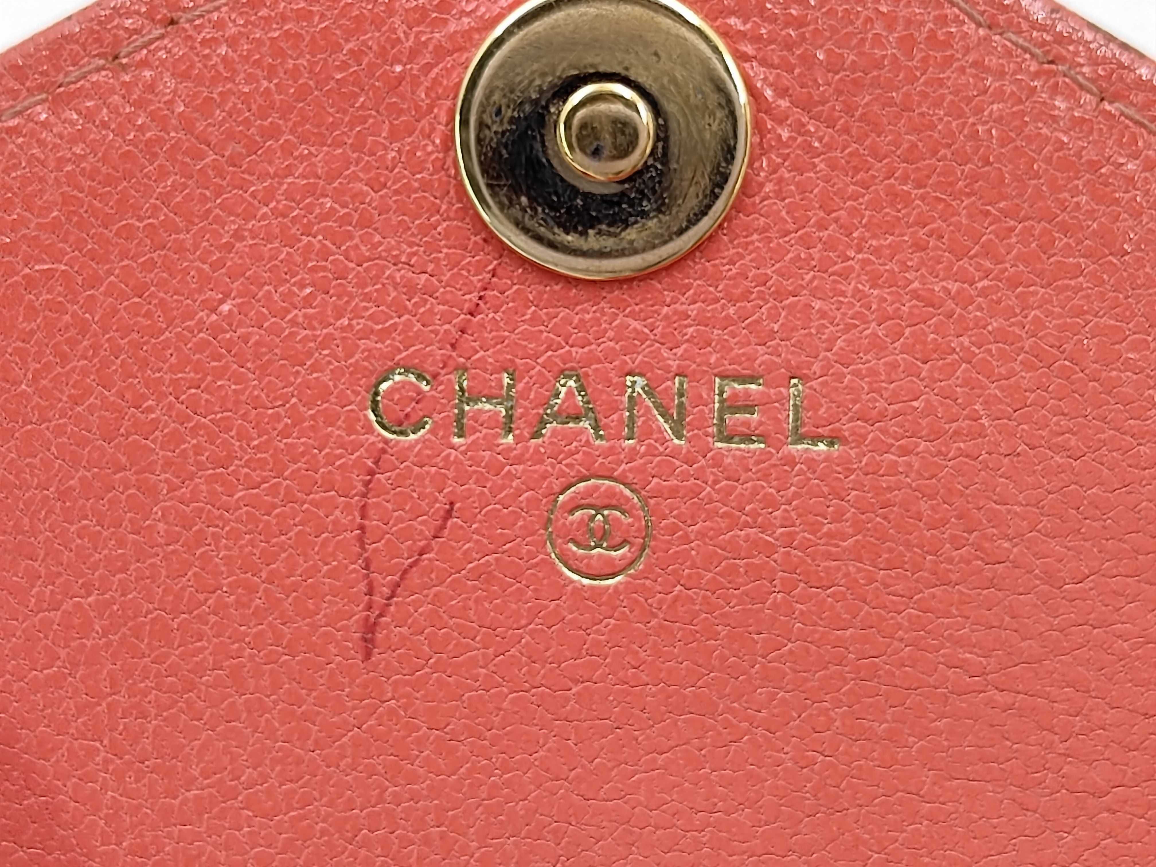V-stitch flap wallet, Chevron pattern, No. 27, Pink. — view 14