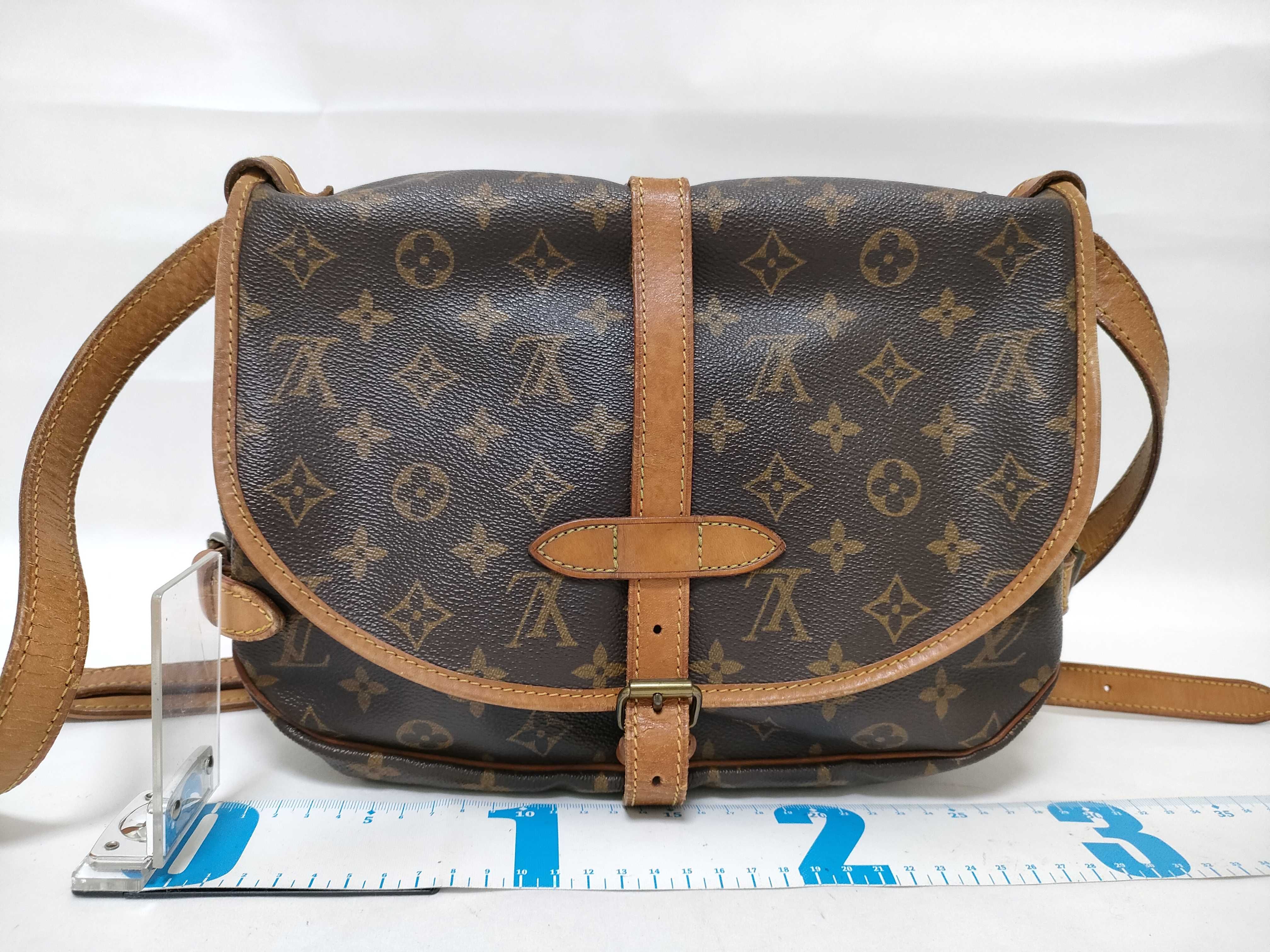 Monogram Saumur 30 M42256 Brown Shoulder Bag — view 2